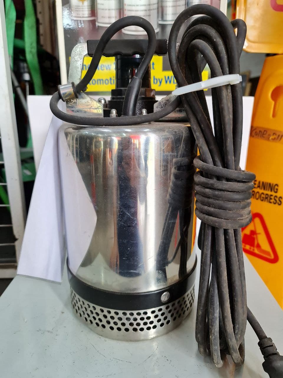 Aiko 2.5HP 0.4KW 230V Submersible Water Pump - WP KSM2.4 Model | Ideal for Deep Wells, Irrigation, and Drainage Systems