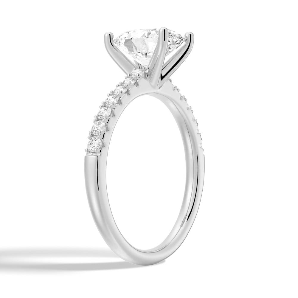 Petite Micropavé Oval Moissanite Engagement Ring - Dainty Wedding Band for Women, Promise Ring, Anniversary Gift - Perfect for Proposals, Bridal Jewelry & Special Occasions