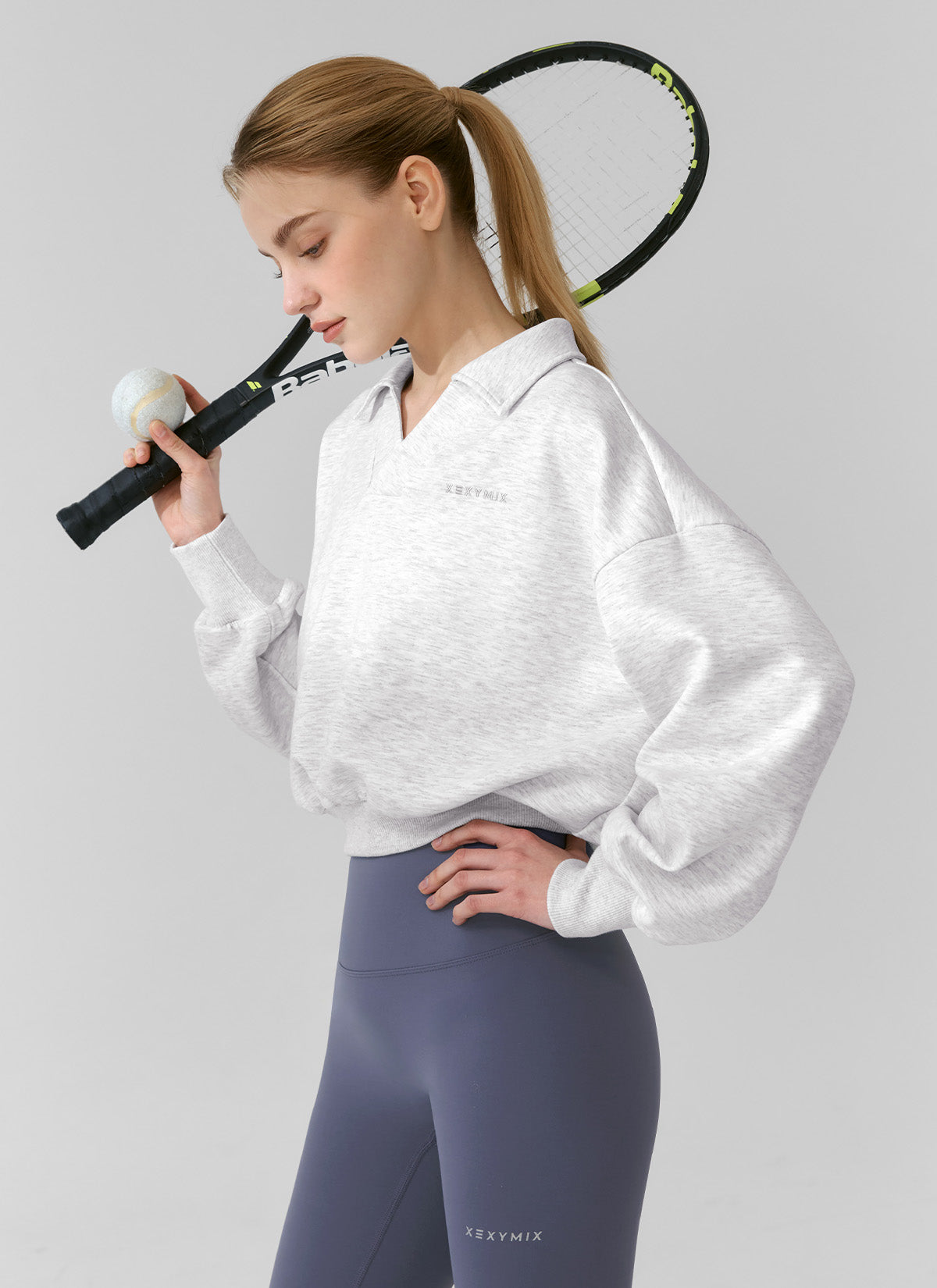 Stylish Mild Logo Collar Crop Sweatshirt for Women - Trendy Oversized Pullover for Casual Wear, Street Style & Loungewear