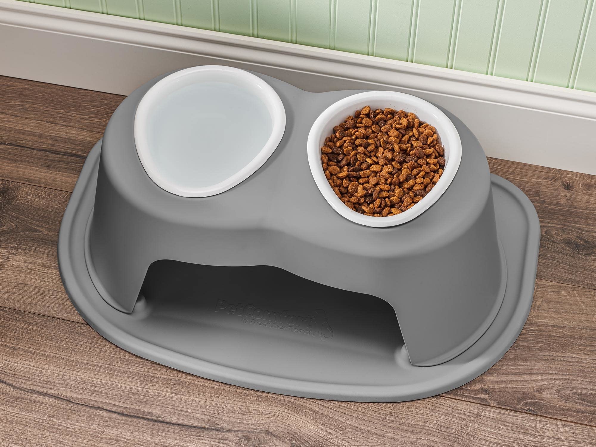 WeatherTech Double High Pet Feeding System with Plastic Dog & Cat Bowls - 10