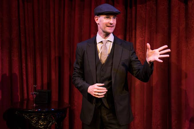 Pit Hartling Magic Lecture - Learn Professional Card Tricks & Sleight of Hand Techniques for Magicians | Perfect for Stage Performances, Close-up Magic, and Entertainment Events