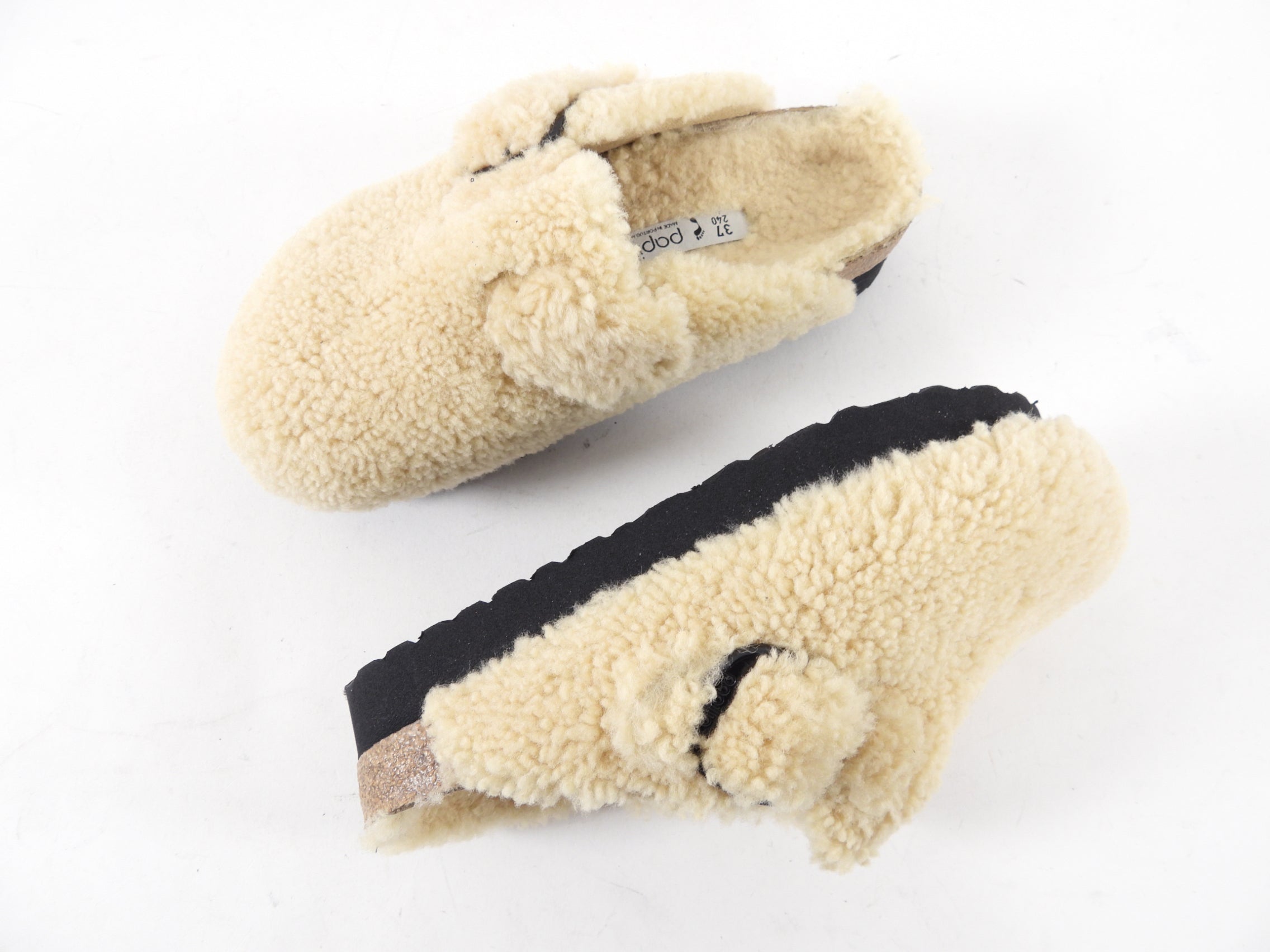 Birkenstock Papillio Shearling Big Buckle Slide Sandals - Beige Size 37 - Comfortable Winter House Slippers for Women, Perfect for Indoor Lounging and Cozy Home Wear
