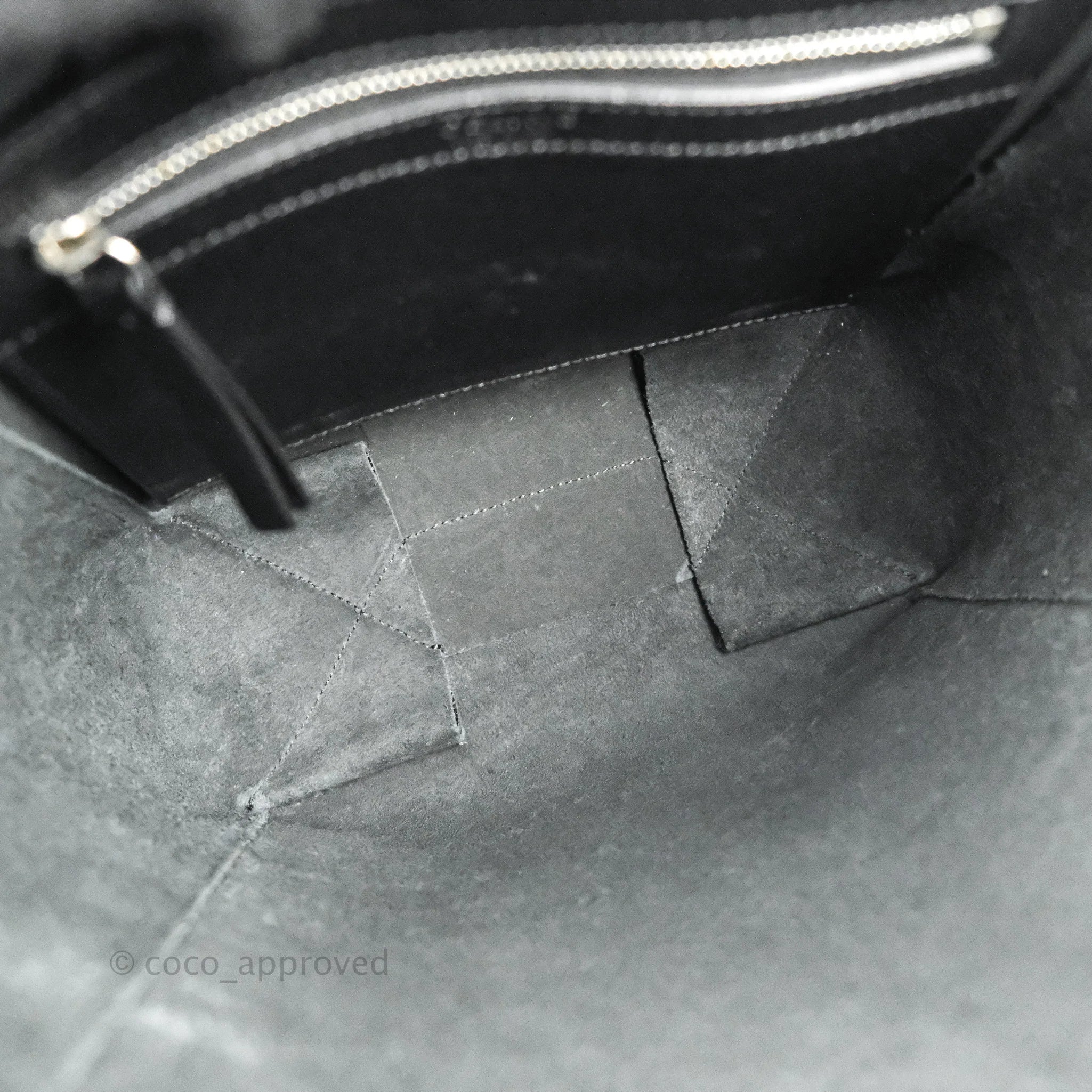 Celine Small Vertical Cabas Tote Bag in Black Grained Calfskin with Silver Hardware - Perfect for Work, Travel & Everyday Luxury