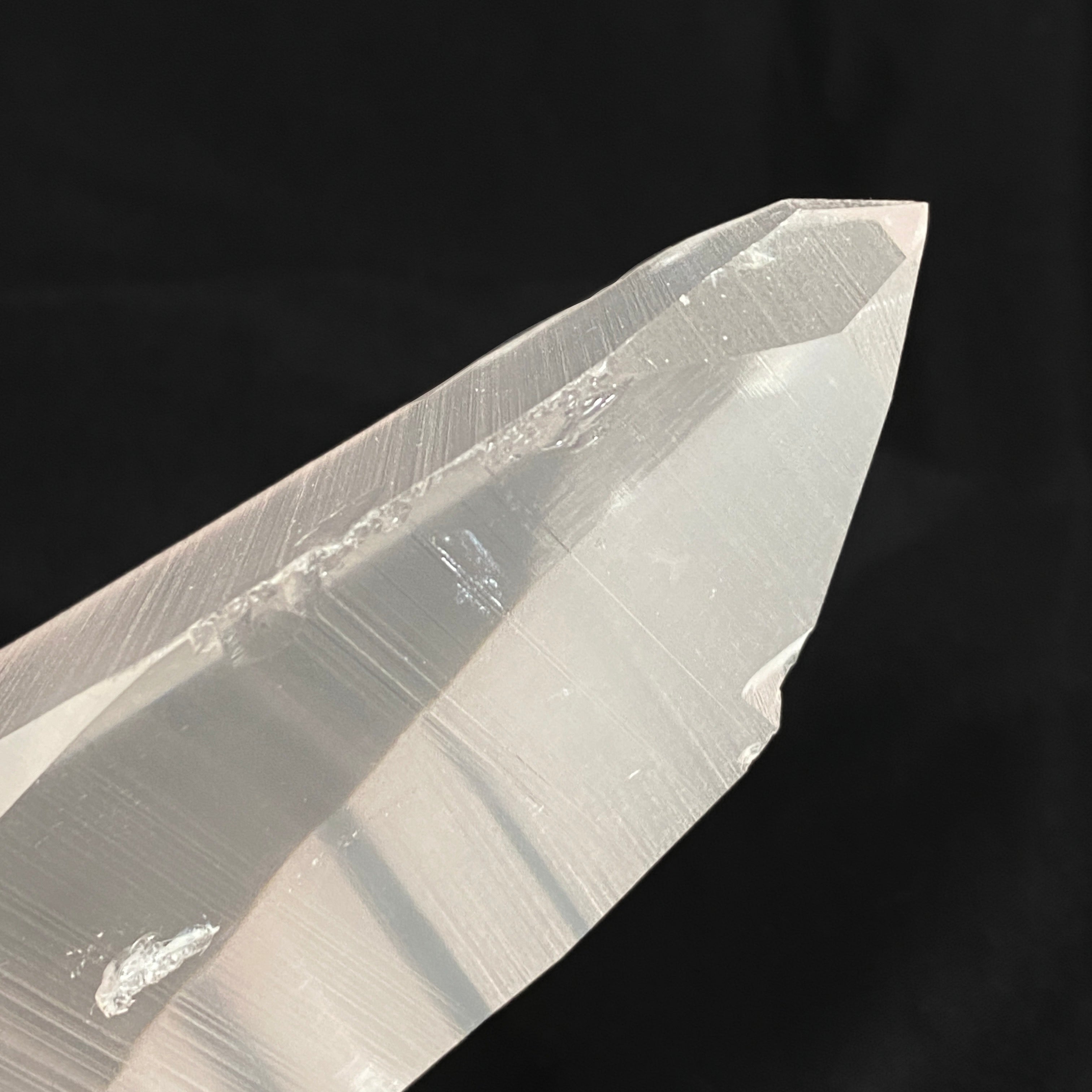 Lemurian Seed Crystal 205x55mm 581g Natural Healing Stone for Meditation, Energy Work & Spiritual Growth - Perfect for Reiki, Chakra Balancing & Home Decor