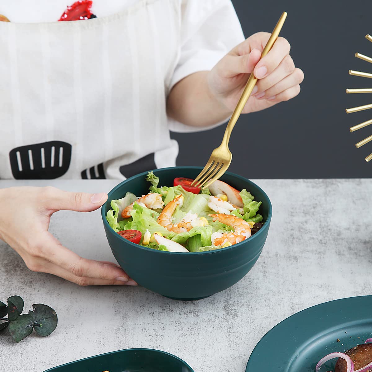Kyraton 20-Piece Unbreakable Polypropylene Dinnerware Set - Durable Dark Green Plates, Bowls & Cups - Microwave & Dishwasher Safe - Perfect for Outdoor Dining, Camping & Everyday Use
