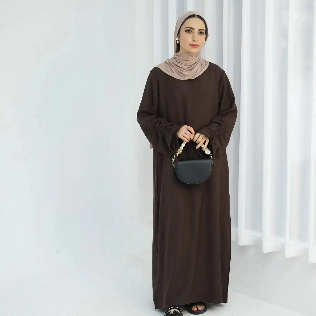 Elegant Strapped Cuff Abaya Dress for Women - Modest Islamic Fashion - Perfect for Prayer, Eid, and Special Occasions