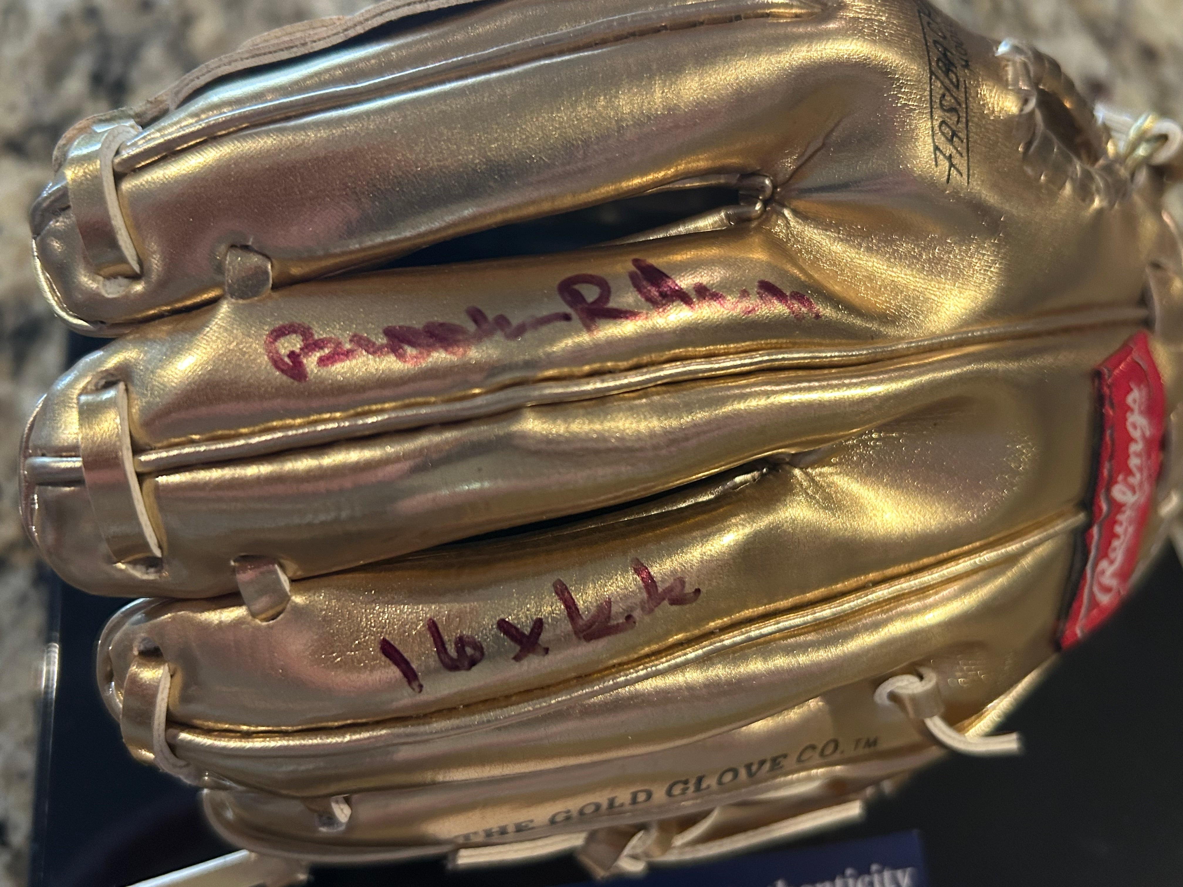 Brooks Robinson Autographed Rawlings Mini Gold Glove Award - PSA Certified Collectible for Baseball Fans & Memorabilia Enthusiasts - Perfect for Display in Home, Office, or Man Cave