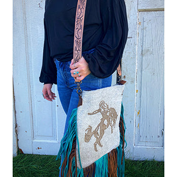 American Darling Conceal Carry Bronc Hide Purse - Premium Leather Concealed Carry Handbag for Women | Perfect for Everyday Use, Travel & Outdoor Activities