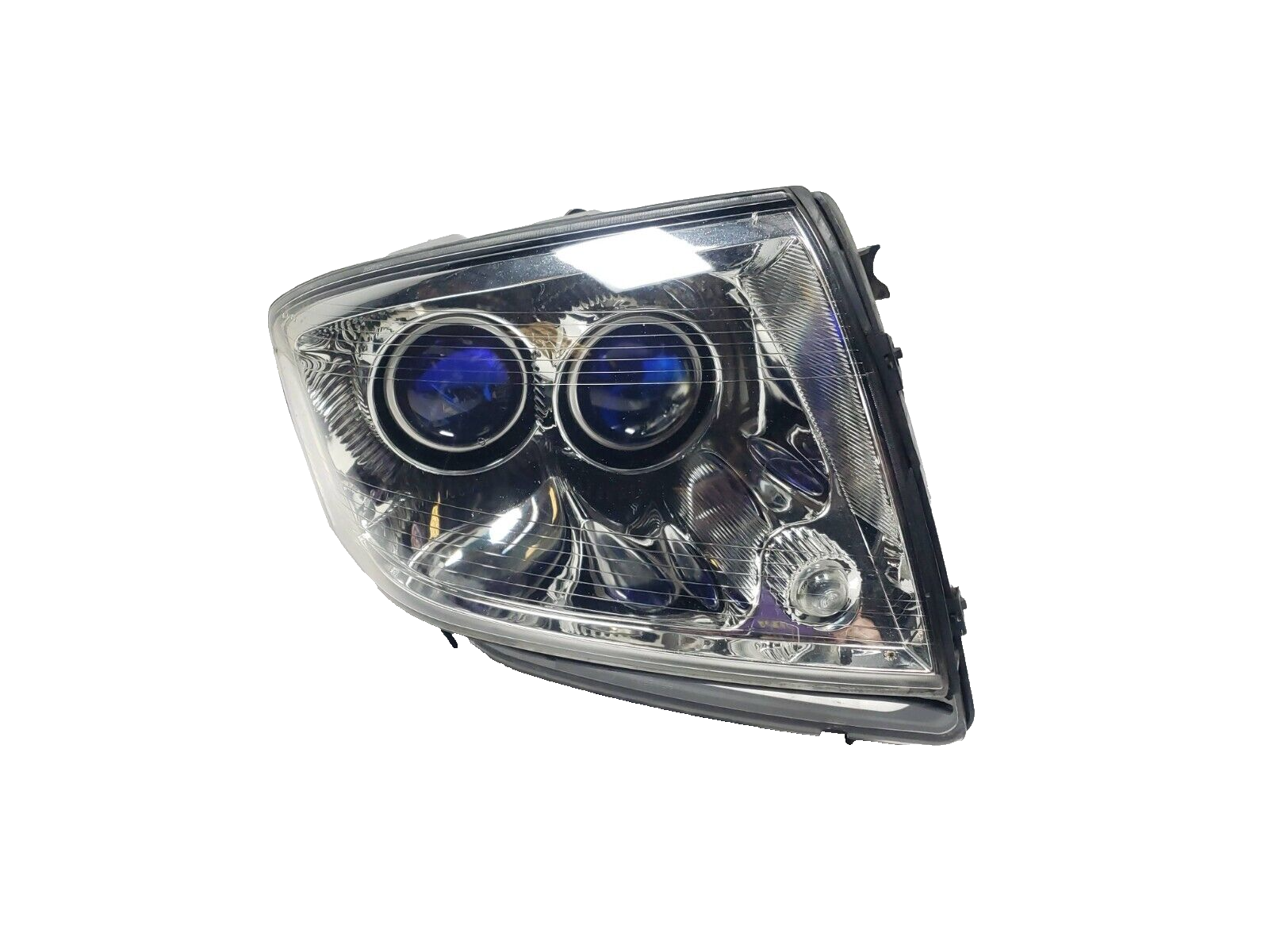 2005-2011 Cadillac STS Left Driver Side Headlight Assembly with Broken Tabs - OEM Replacement Part for Improved Night Driving Visibility
