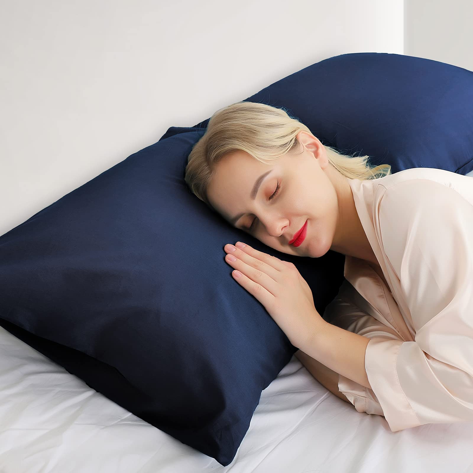 Premium 600 Thread Count Cotton Pillowcases Set of 2 - 20x26 Inches Standard Size, Soft Long Staple Breathable Pillow Covers with Envelope Closure (Navy Blue) - Perfect for Bedroom, Guest Room & Hotel Use