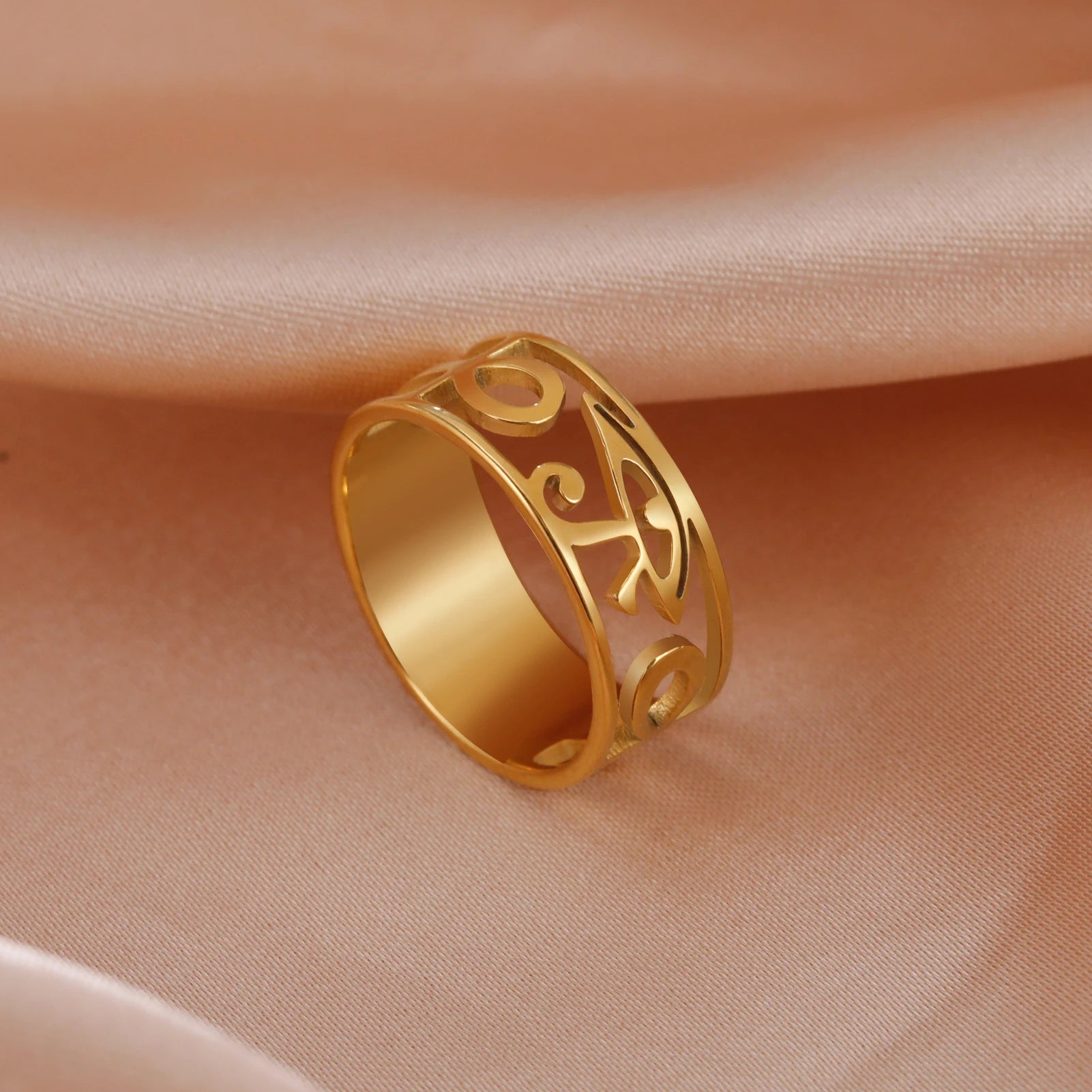 Eye of Horus Ring - Ancient Egyptian Symbol Jewelry for Protection & Power - Perfect for Spiritual Gifts, Meditation, and Boho Fashion Accessories