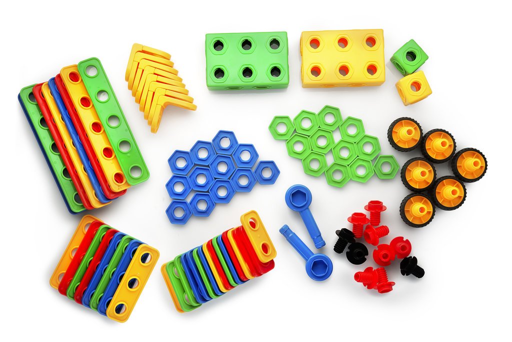Play22 100-Piece STEM Building Blocks for Kids Ages 3-10 | Educational Construction Toy Set with Storage Box | Creative Learning Toys for Boys & Girls | Perfect for Classroom, Birthday Gifts & Indoor Playtime