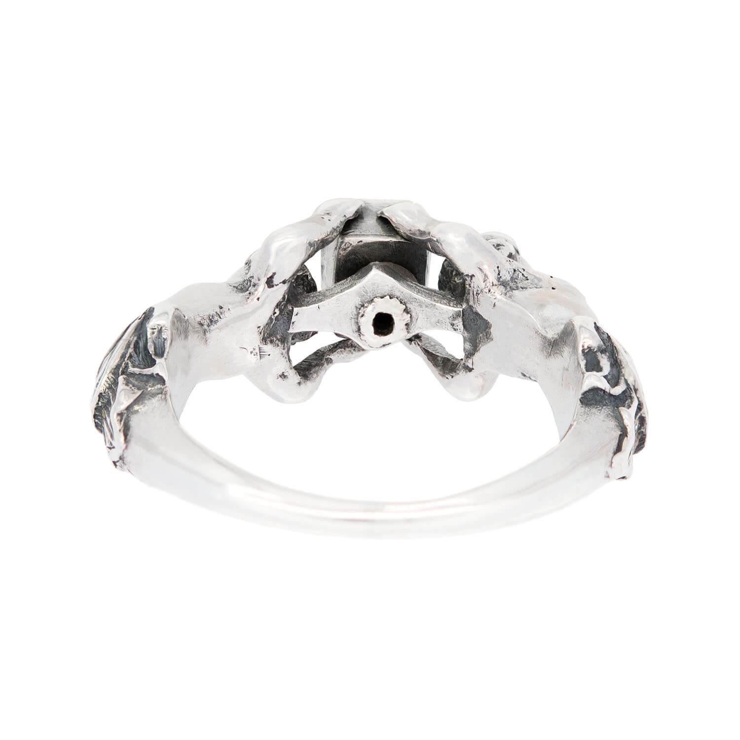 Georgian Silver Figural Women's Purple Sapphire Ring - Vintage Jewelry for Weddings, Parties & Special Occasions
