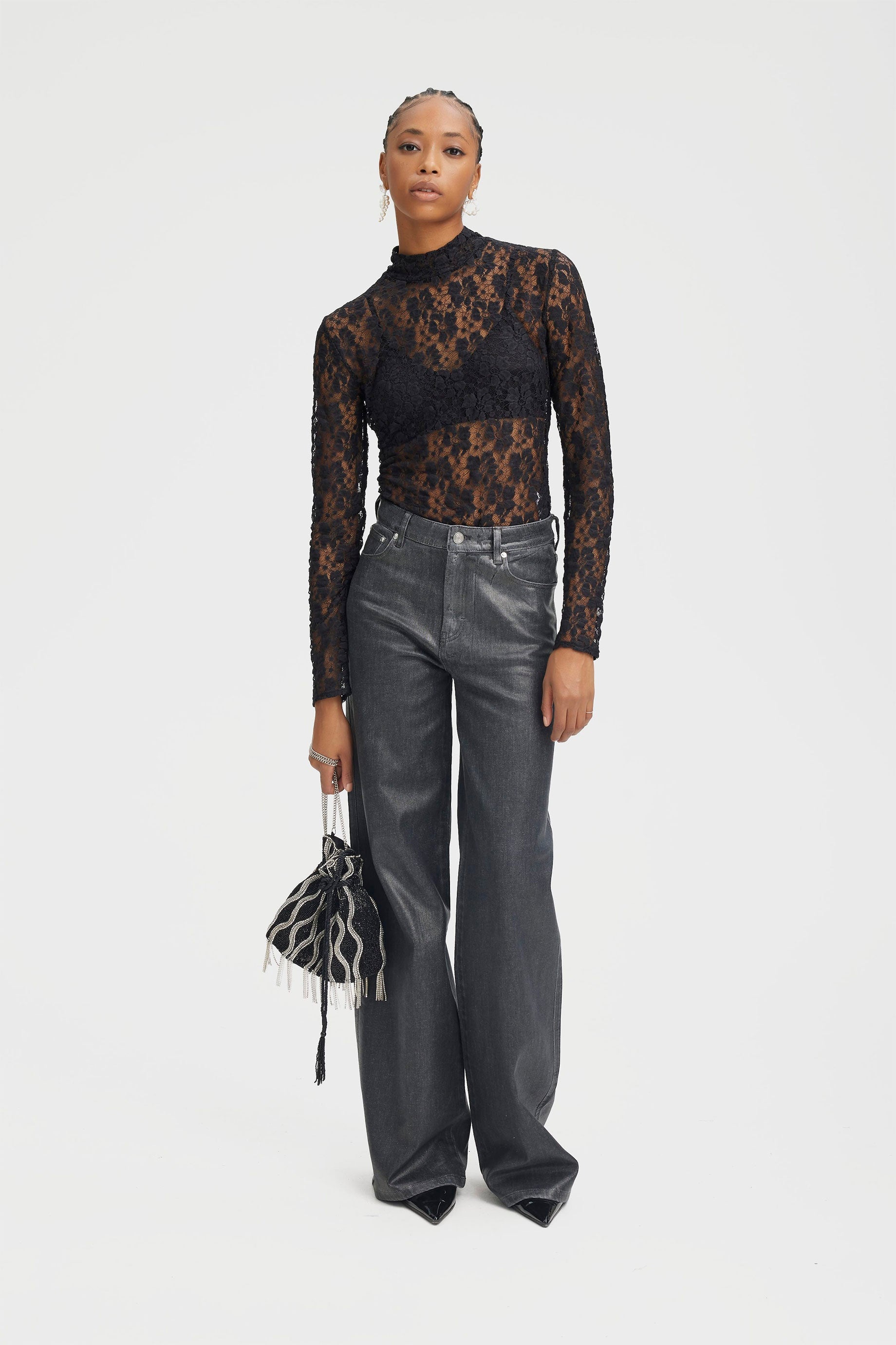 Gestuz Raina Top for Women - Stylish Black Blouse for Casual & Office Wear | Perfect for Everyday Outfits & Professional Looks