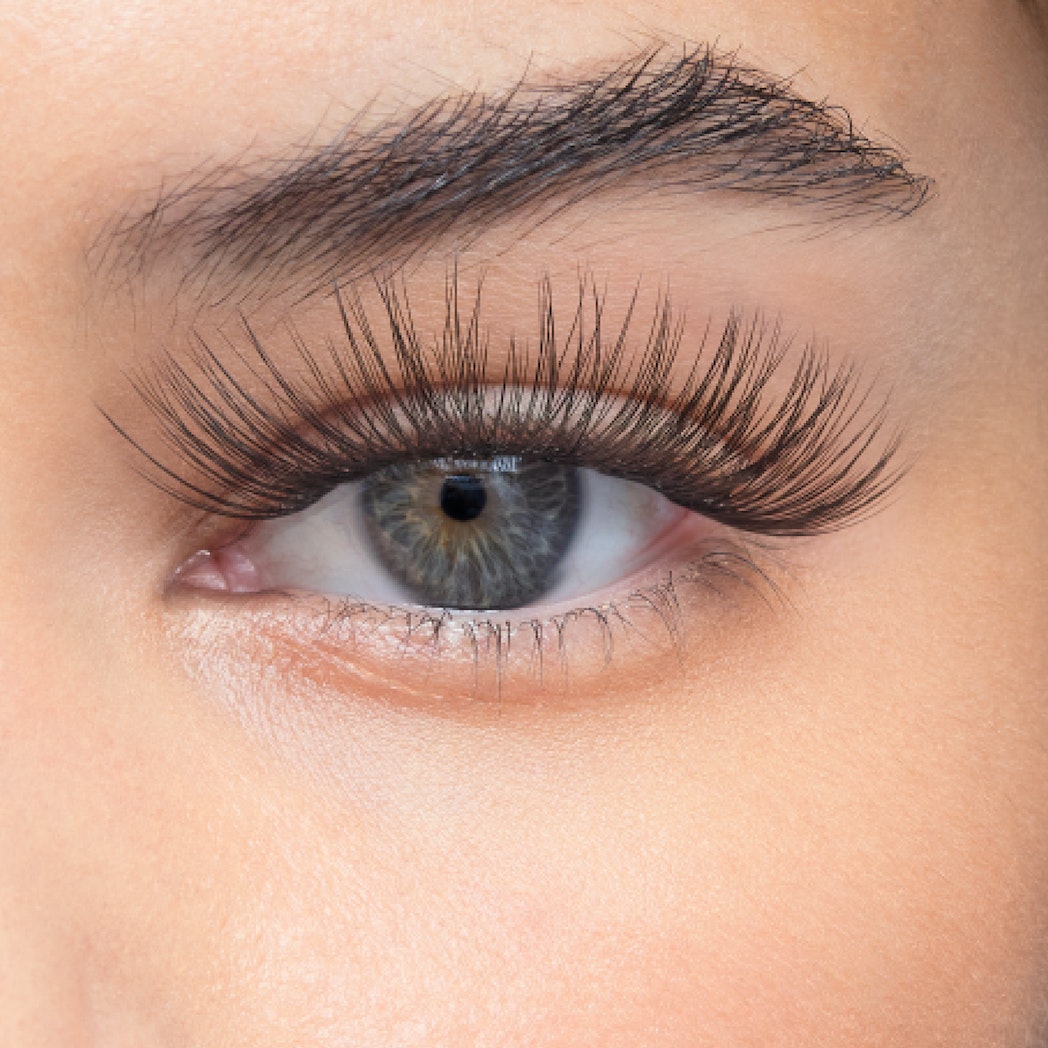 Amplify Core Gossamer® Lash - Volumizing Mascara for Long & Thick Lashes | Perfect for Daily Wear & Special Occasions