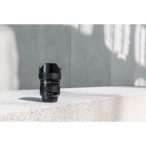Leica Super Vario Elmarit SL 14-24mm f/2.8 ASPH. Lens for L Mount - Professional Wide Angle Zoom Lens for Landscape, Architecture & Low Light Photography