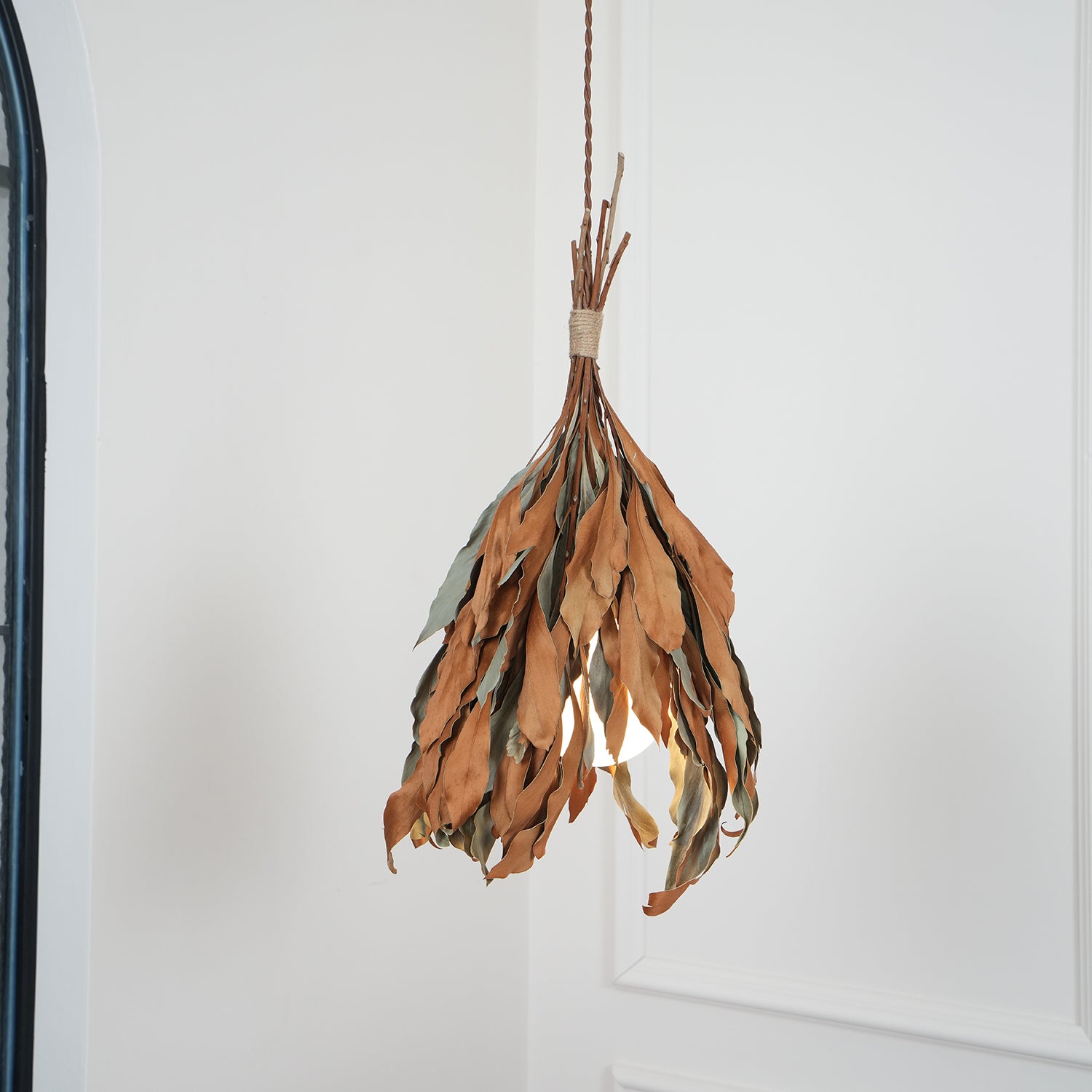 Handmade Dried Branch Leaf Pendant Light - Natural Boho Chic Hanging Lamp for Living Room, Bedroom, or Dining Room Decor