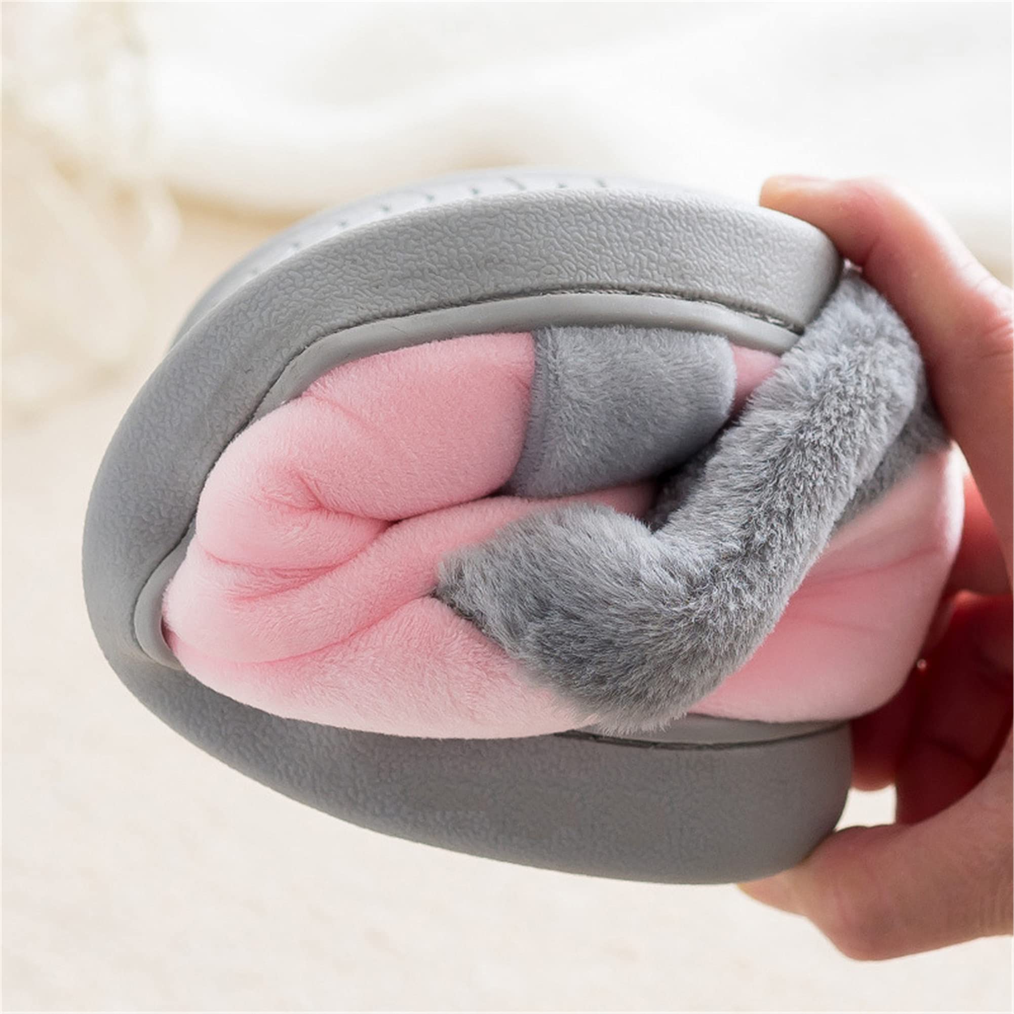 Cartoon Cat Slippers for Women & Men - Plush Winter House Shoes with Soft Cotton Lining - Warm & Comfortable Indoor/Outdoor Slippers for Home, Office, and Travel