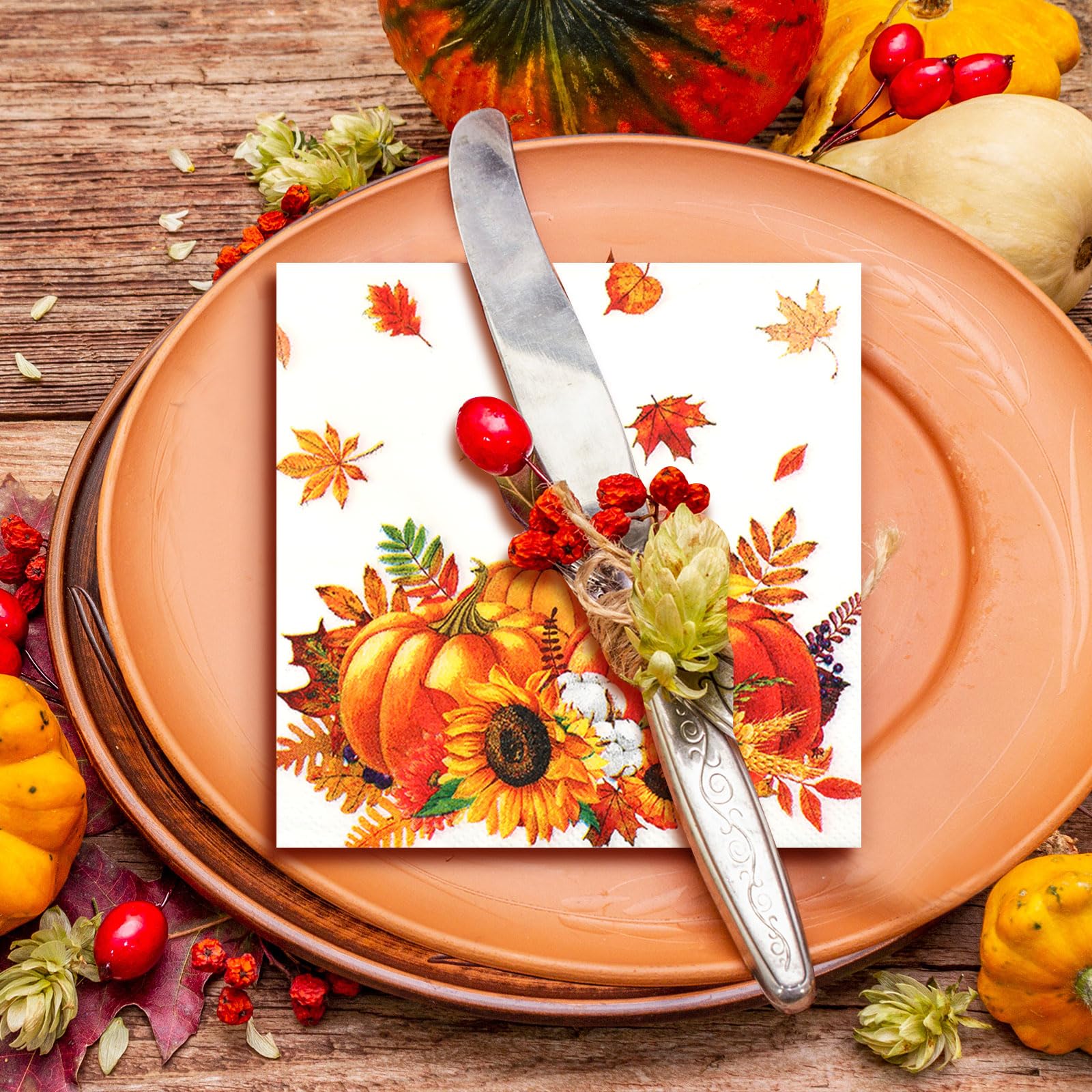 Honoson 100 Pcs Fall Disposable Party Napkins - 3 Ply Decorative Thanksgiving Napkins for Autumn Dinner, Home Decor & Bathroom Use (Pumpkin Design, 5 x 5 Inches) | Perfect for Thanksgiving Parties, Holiday Gatherings & Seasonal Table Settings