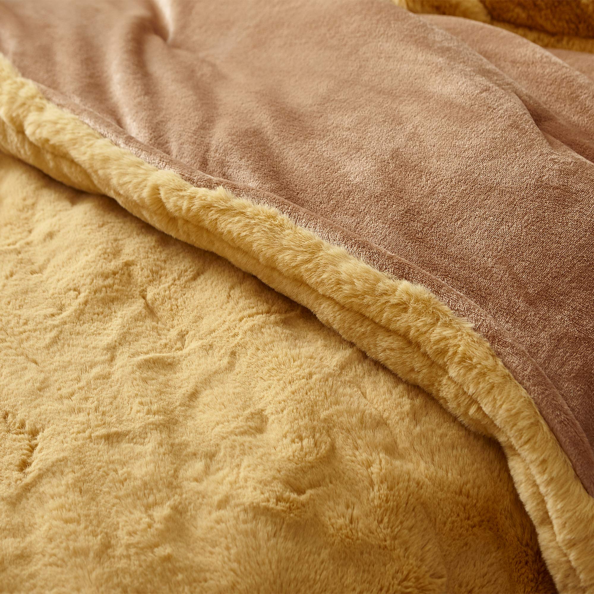 Byourbed Chunky Bunny Coma Inducer® Twin XL Comforter - Lionhead: Sahara Sun - Ultra Soft Plush Bedding for Cozy Sleep & Relaxation - Perfect for Dorm Rooms, Guest Beds & Winter Nights