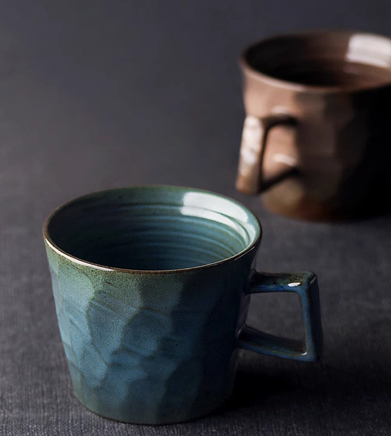 Premium Handmade Ceramic Coffee Mug - Large Capacity 16oz, Modern Pottery Tea Cup in Brown, White, Black & Blue - Perfect for Home, Office & Cafe Use