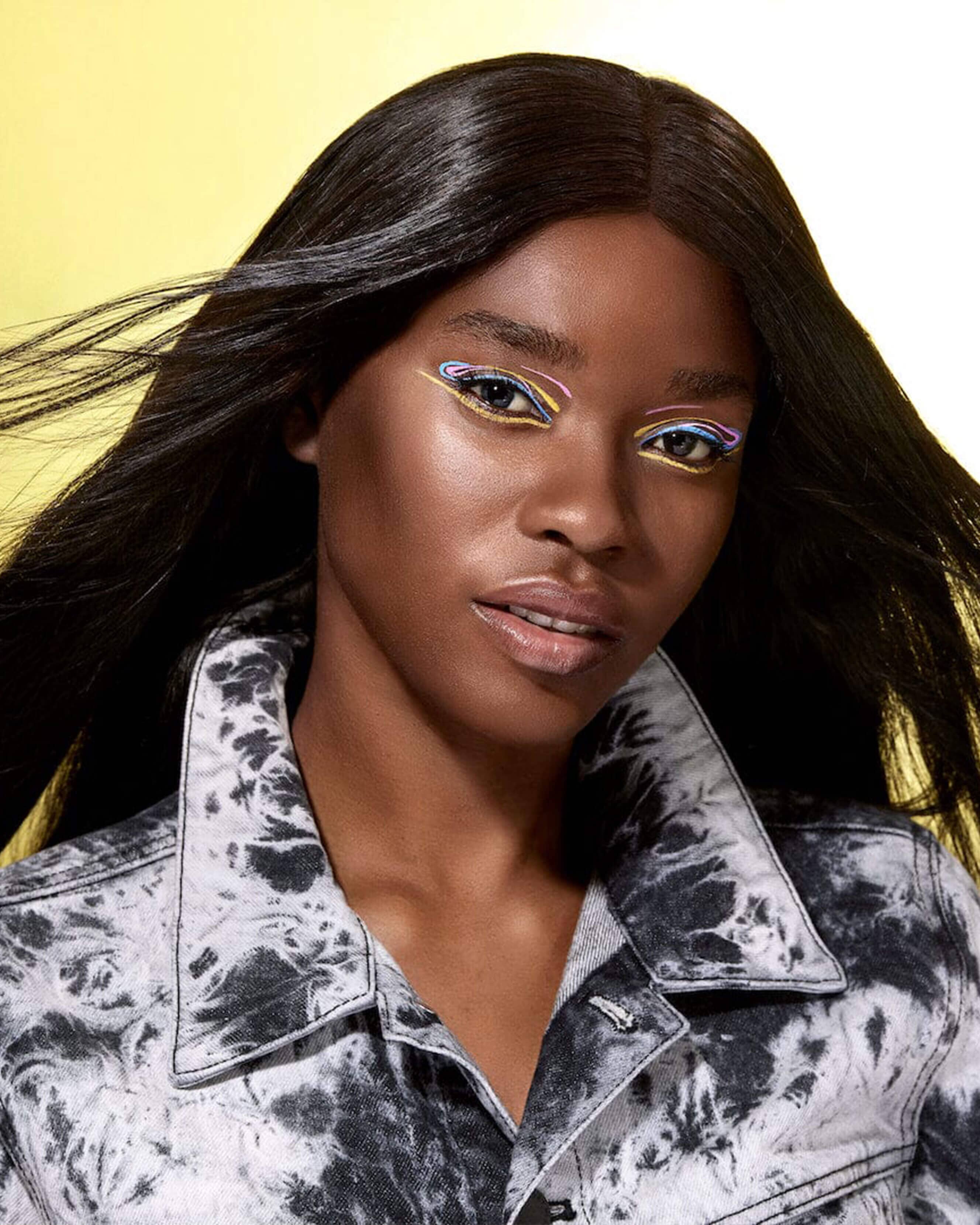 Stretch The Limits Liquid Eyeliner - Waterproof, Smudge-Proof & Long-Lasting - Perfect for Winged Eyeliner Looks & Everyday Makeup