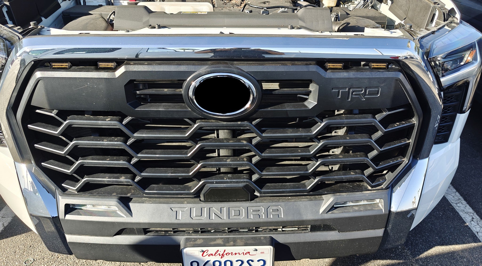 4-Piece Smoked Lens Amber Full LED Grille Accent Lighting Kit for 2022+ Toyota Tundra - Off-Road Style Upgrade & Nighttime Visibility Enhancement