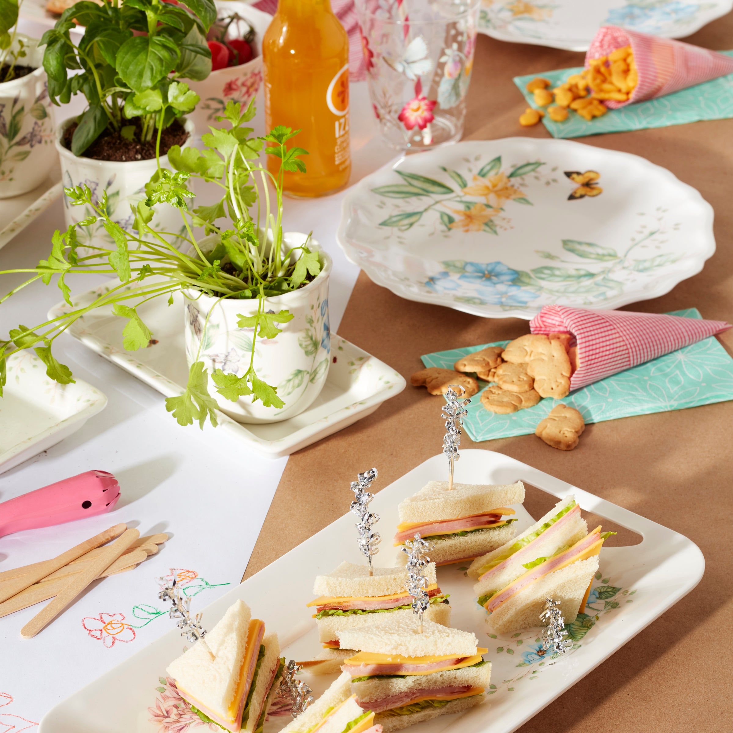 Butterfly Meadow Melamine Appetizer Tray - Elegant Serving Platter for Parties, Picnics, and Home Entertaining