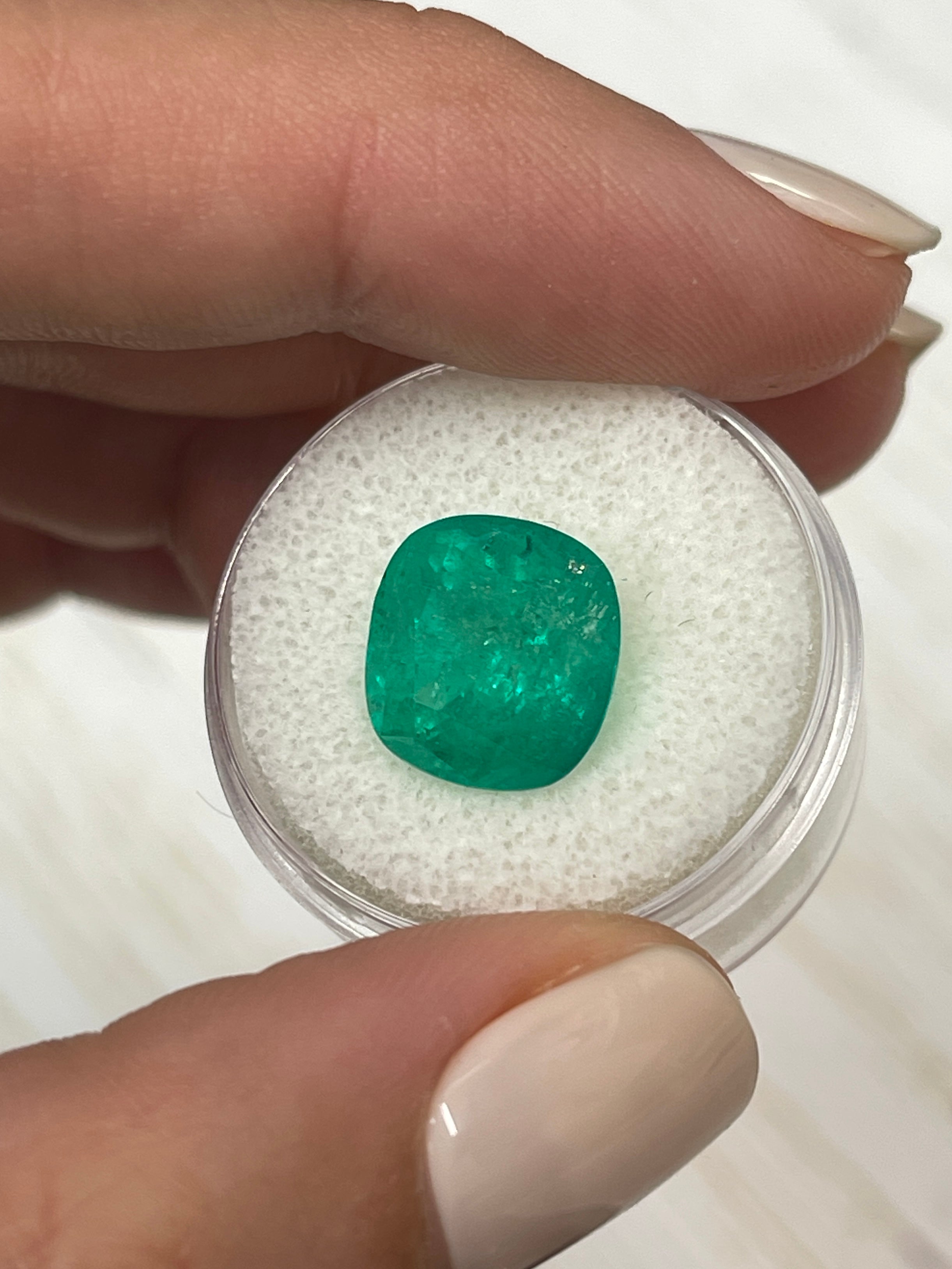 6.97 Carat Rich Green Natural Loose Colombian Emerald Cushion Cut Gemstone for Jewelry Making, Engagement Rings & Luxury Gifts