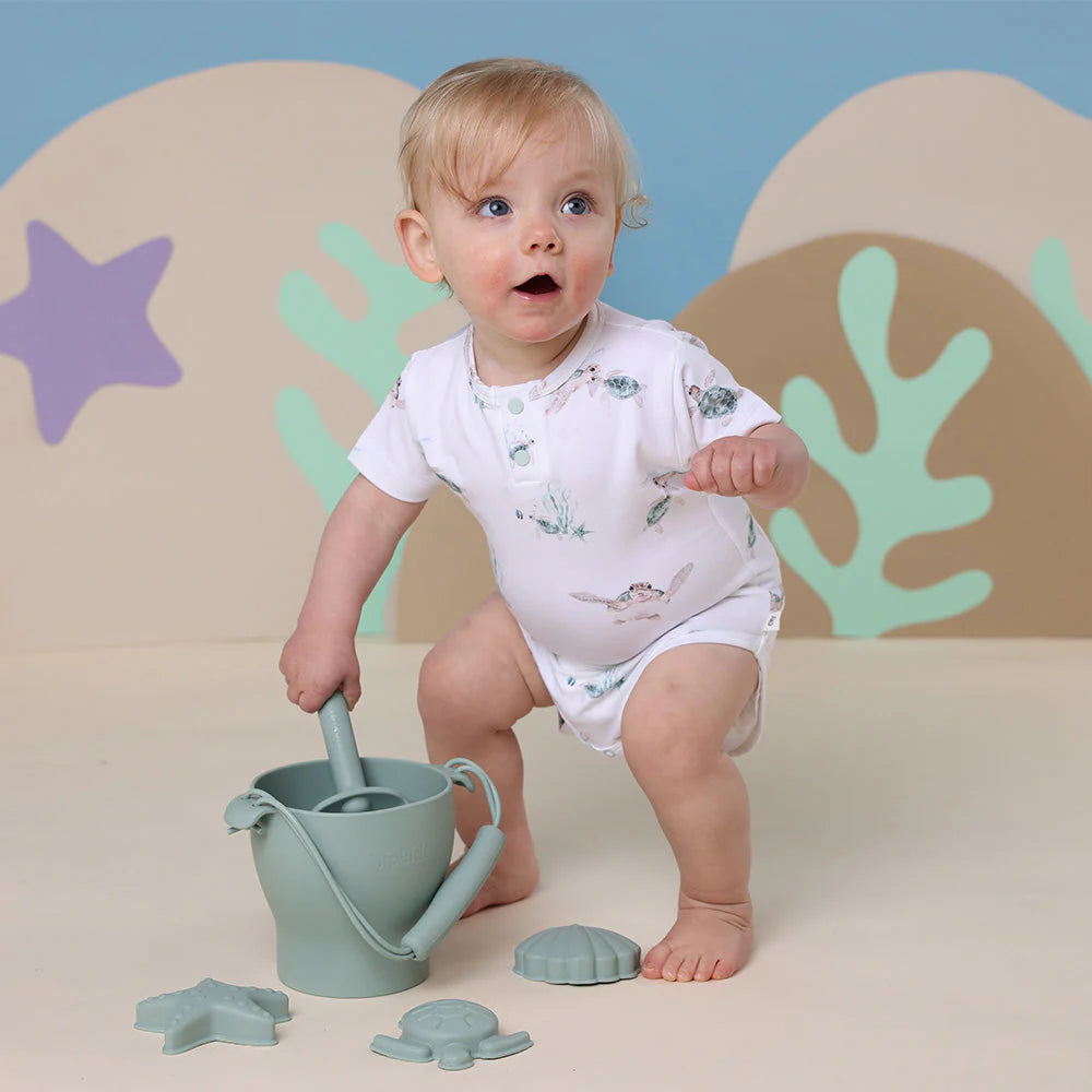 Organic Baby Short Sleeve Bodysuit - Soft Cotton Onesie for Newborns & Infants - Cute Turtle Design - Perfect for Playtime, Daycare & Photo Shoots