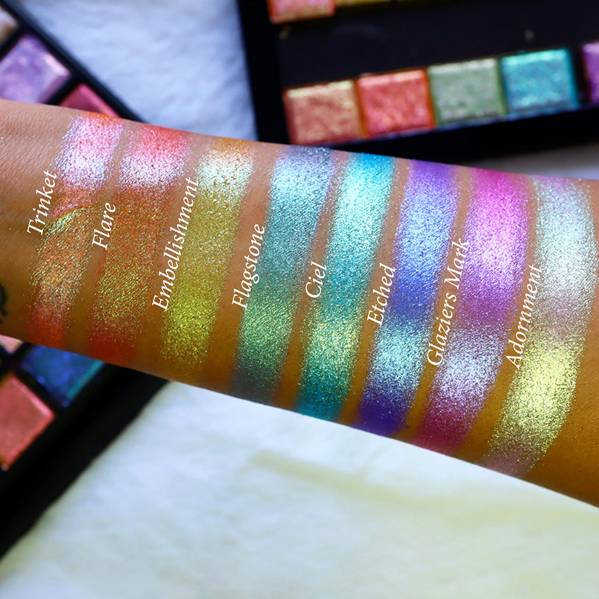 Flare Glitter Multichrome Eyeshadow Palette - Long Lasting Pigmented Makeup for Party, Halloween & Special Occasions