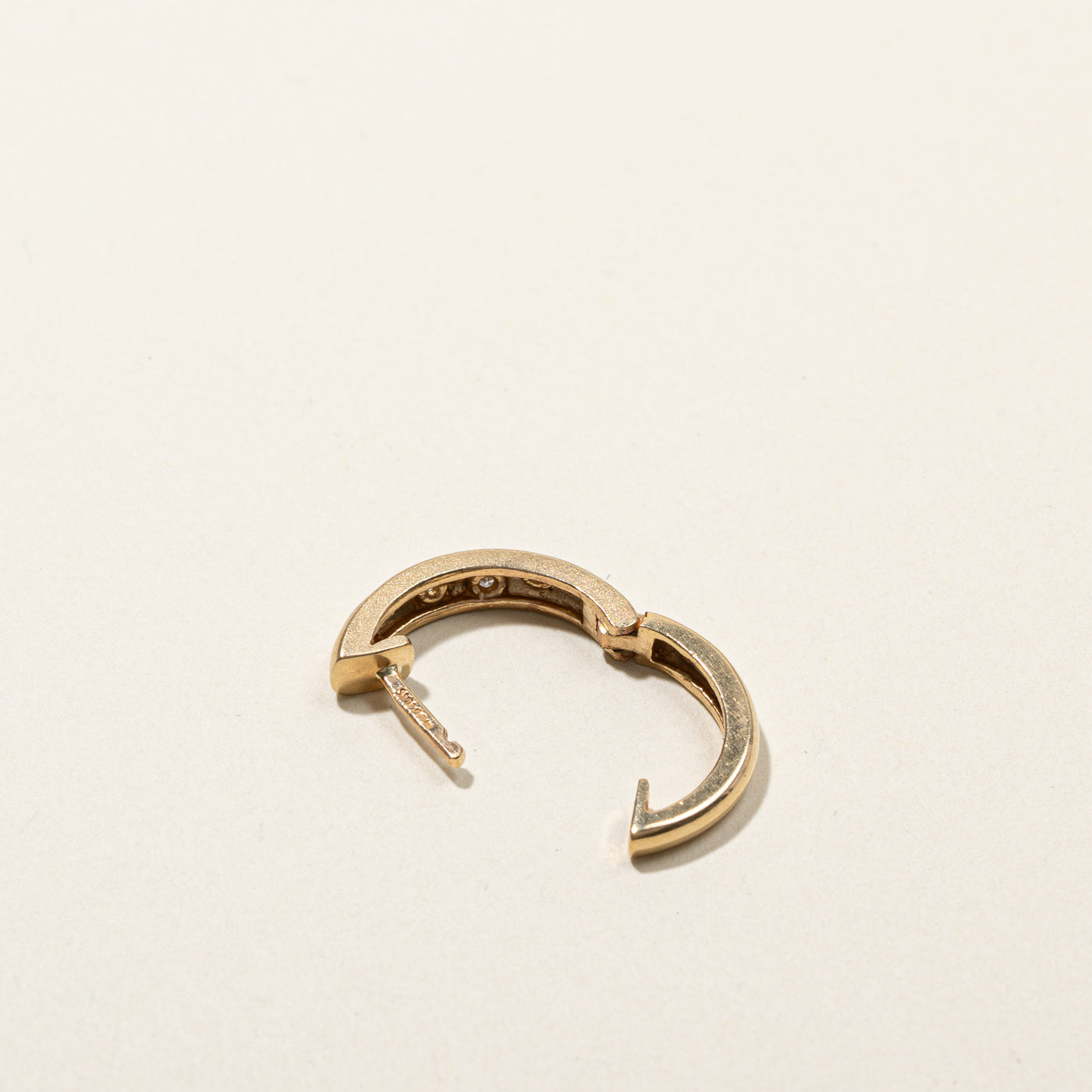 0.10ctw Diamond Huggie Earrings for Women - 14K Gold Hoop Earrings for Everyday Wear, Gift Giving & Special Occasions