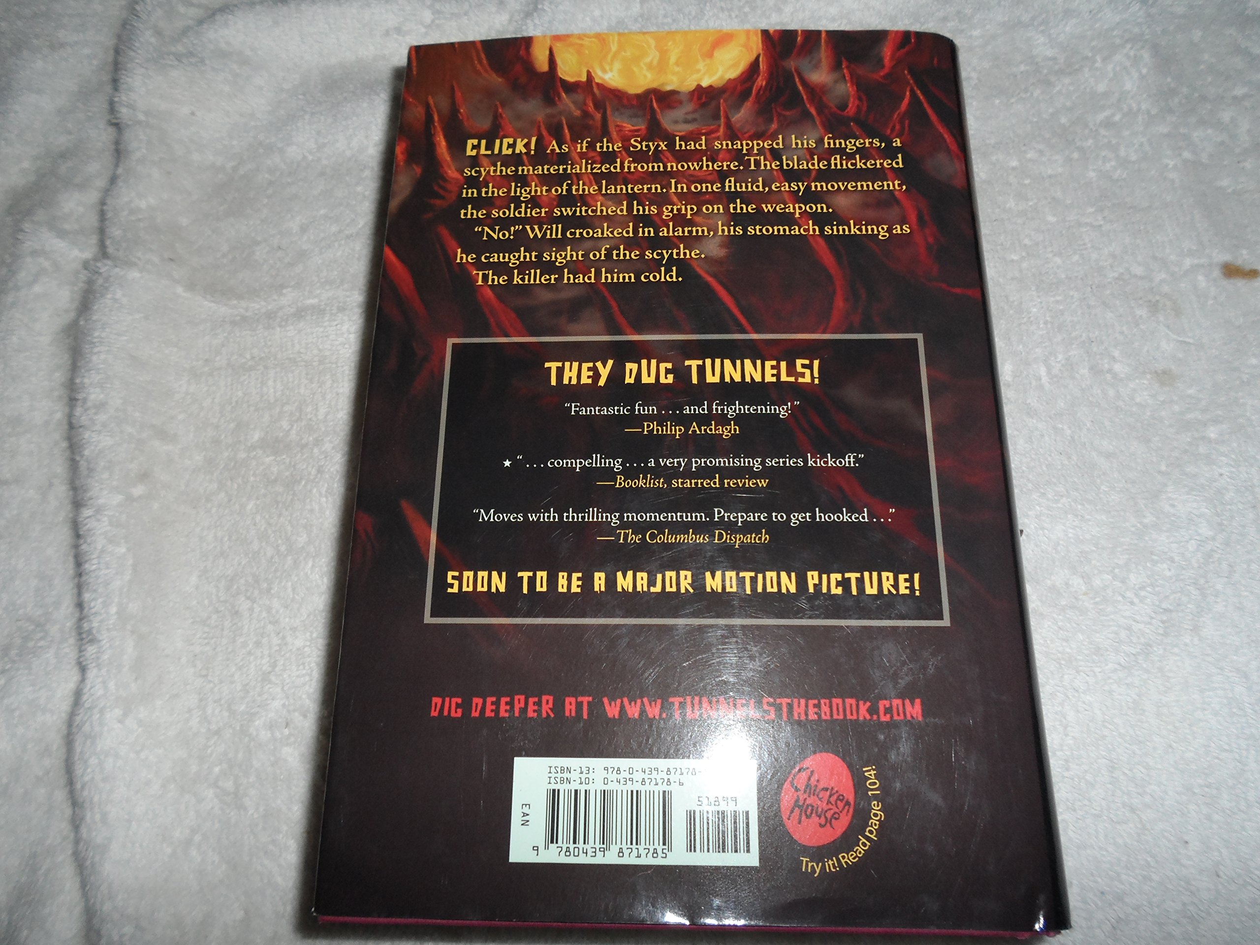 Deeper (Tunnels Book 2) - Adventure Fiction Novel for Teens & Young Adults | Perfect for Reading, Book Clubs & Gifts