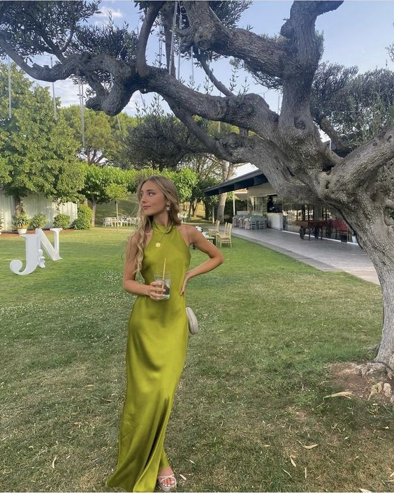 Elegant Green Long Prom Dress for Women - Formal Evening Gown for Party, Homecoming, Wedding Guest - Style J5422 | Perfect for Prom Night, Gala Events & Special Occasions