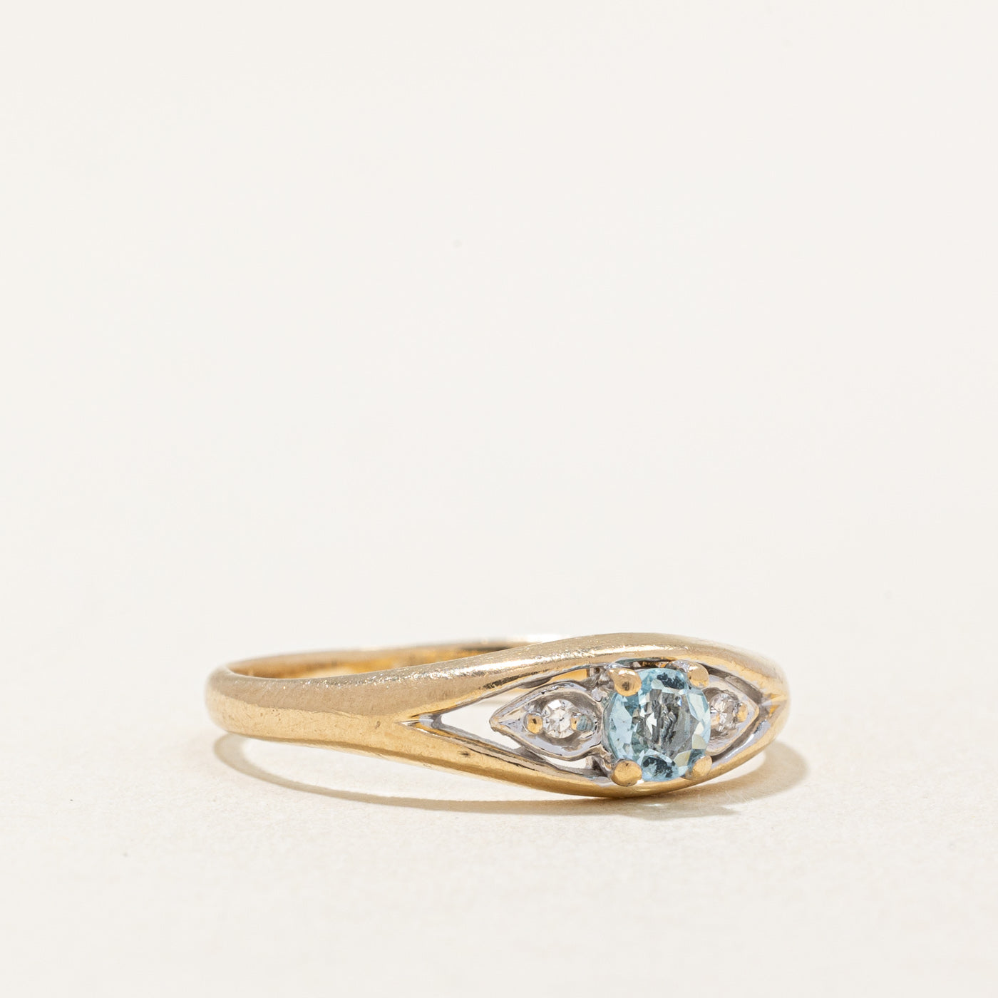Aquamarine and Diamond Ring - 0.14ct Center Stone with 0.01ctw Accents - Size 6.5 - Elegant Birthstone Jewelry for Women - Perfect for Engagement, Anniversary & Special Occasion Gifts