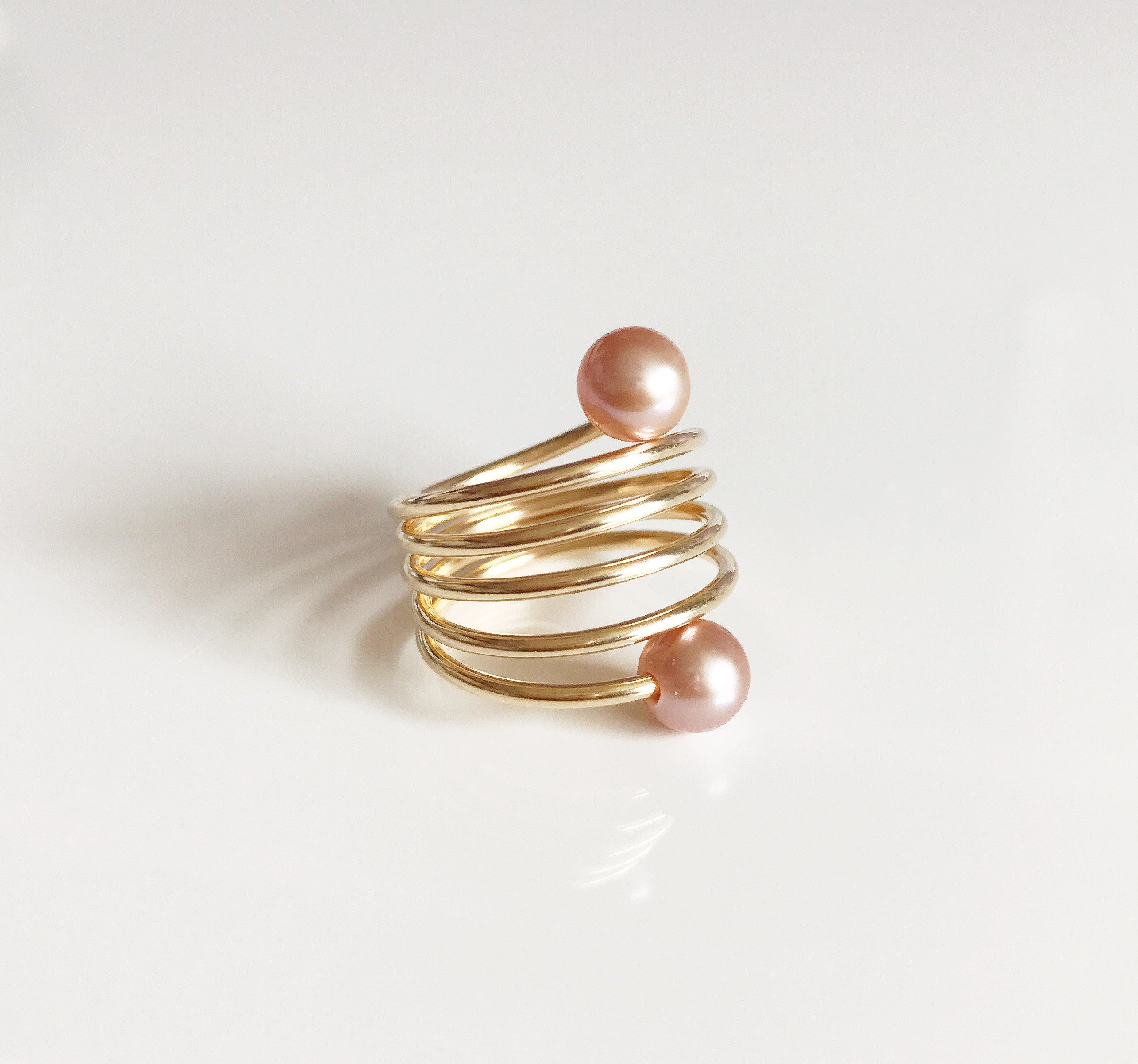 Ring CAMILA - Pink Pearl Statement Ring (R160) | Elegant Jewelry for Women | Perfect for Weddings, Parties & Special Occasions