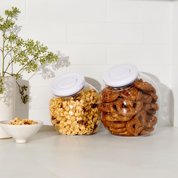 OXO Good Grips 5.0 Quart Large Airtight Food Storage Container - BPA-Free Plastic Jar for Cookies, Flour, Sugar & Dry Goods | Kitchen Pantry Organization & Bulk Food Storage