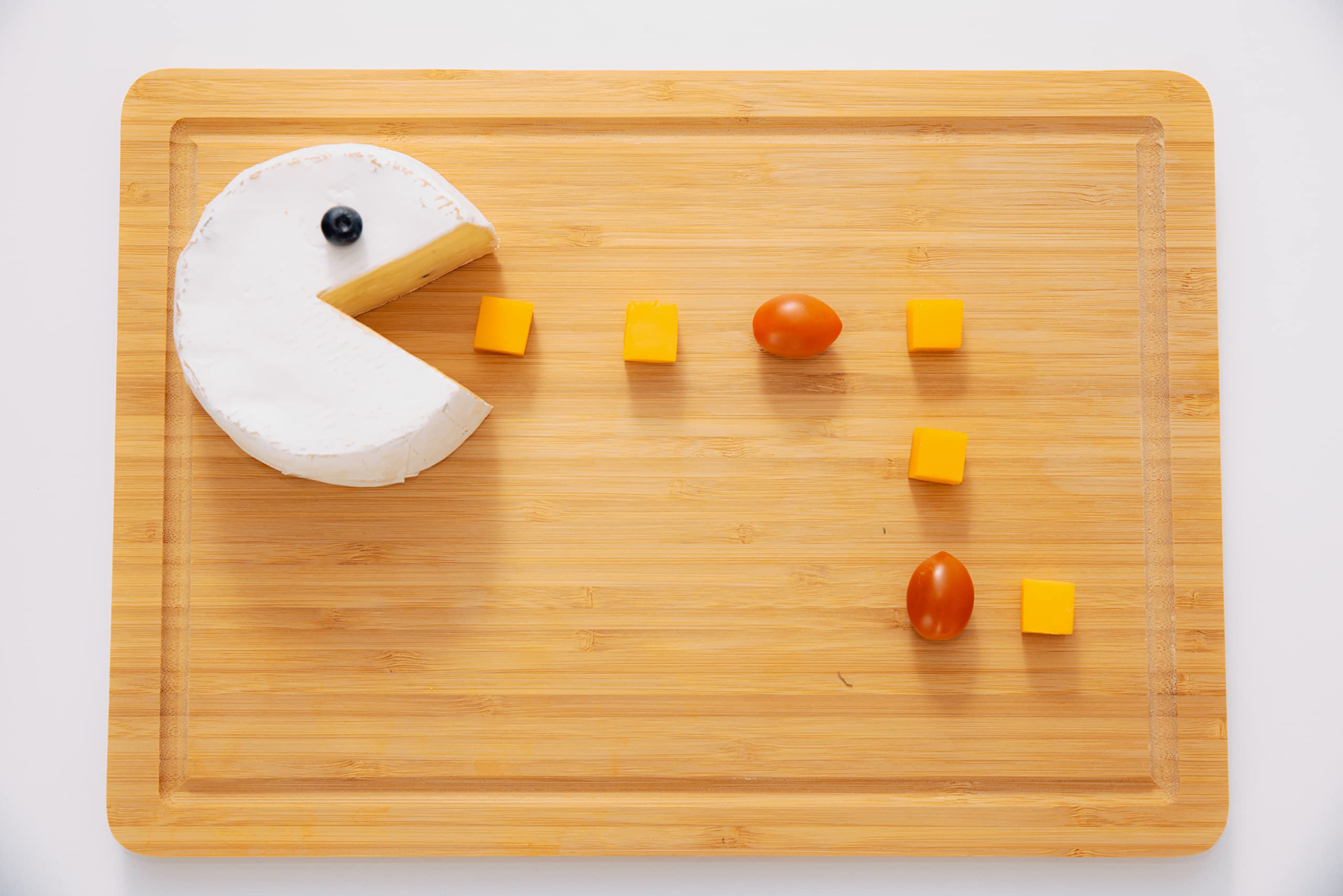 Premium Bamboo Cutting Board - Personalized Engraved Wooden Chopping Board for Kitchen - Mother's Day, Housewarming & Thoughtful Gifts for Mom - Perfect for Cooking, Serving & Home Decor