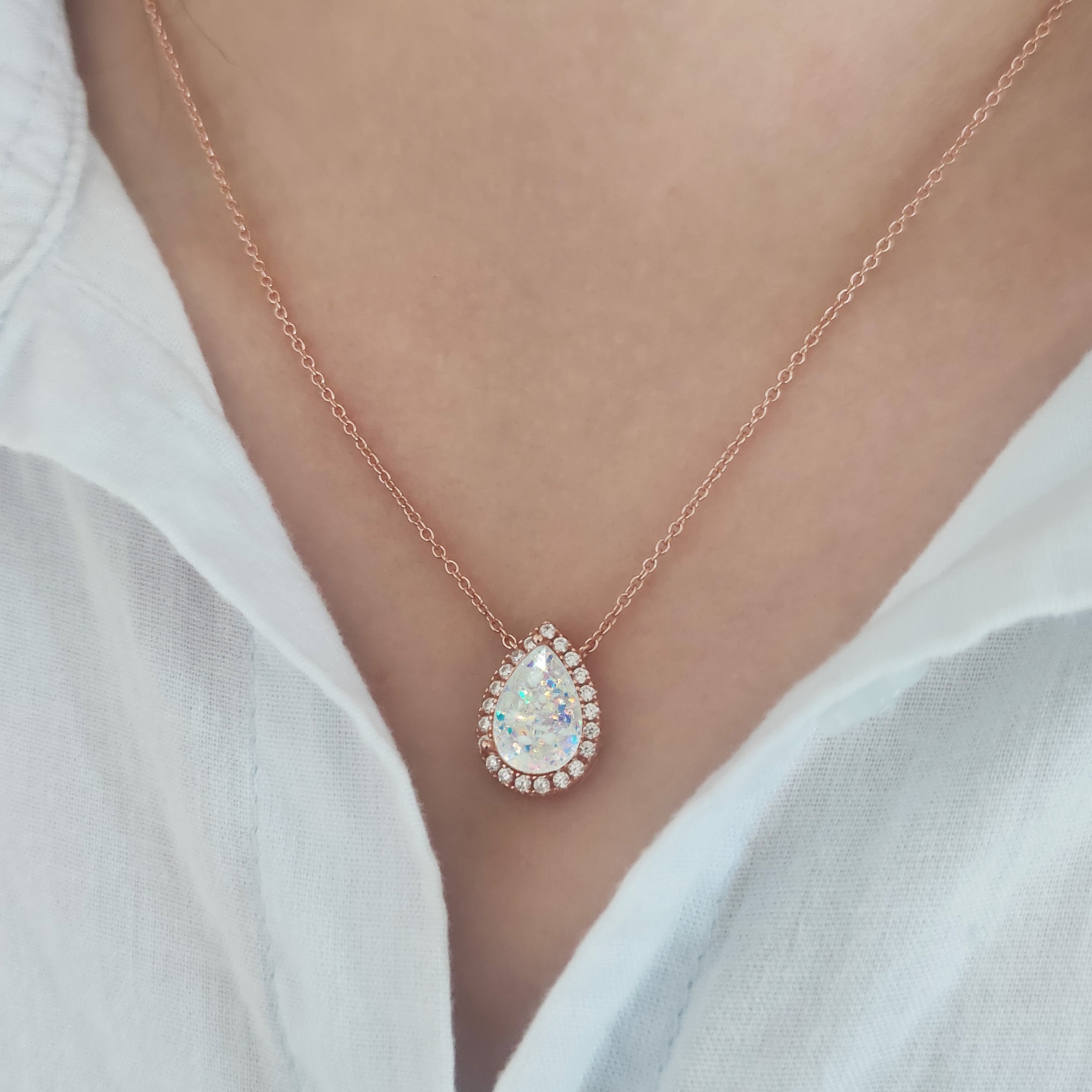 Eternal Embers Memorial Ashes Necklace - Cremation Jewelry for Loved Ones | Keepsake Pendant for Ashes | Perfect for Remembrance, Memorial Gifts & Everyday Wear