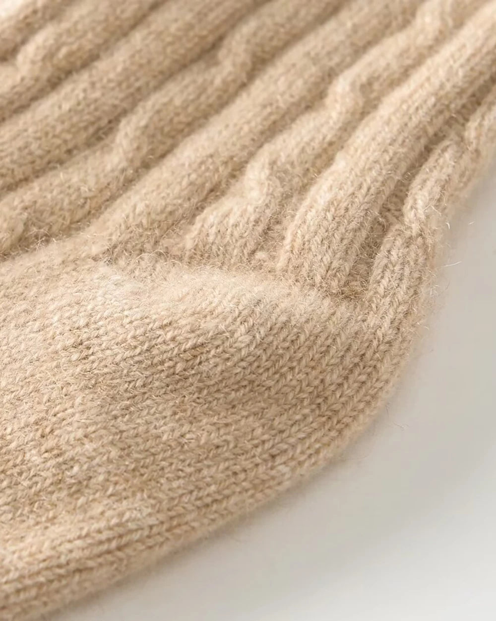 Luxury Knit Cashmere Crew Socks for Women & Men - Ultra Soft Winter Warm Socks - Perfect for Home, Office & Outdoor Activities