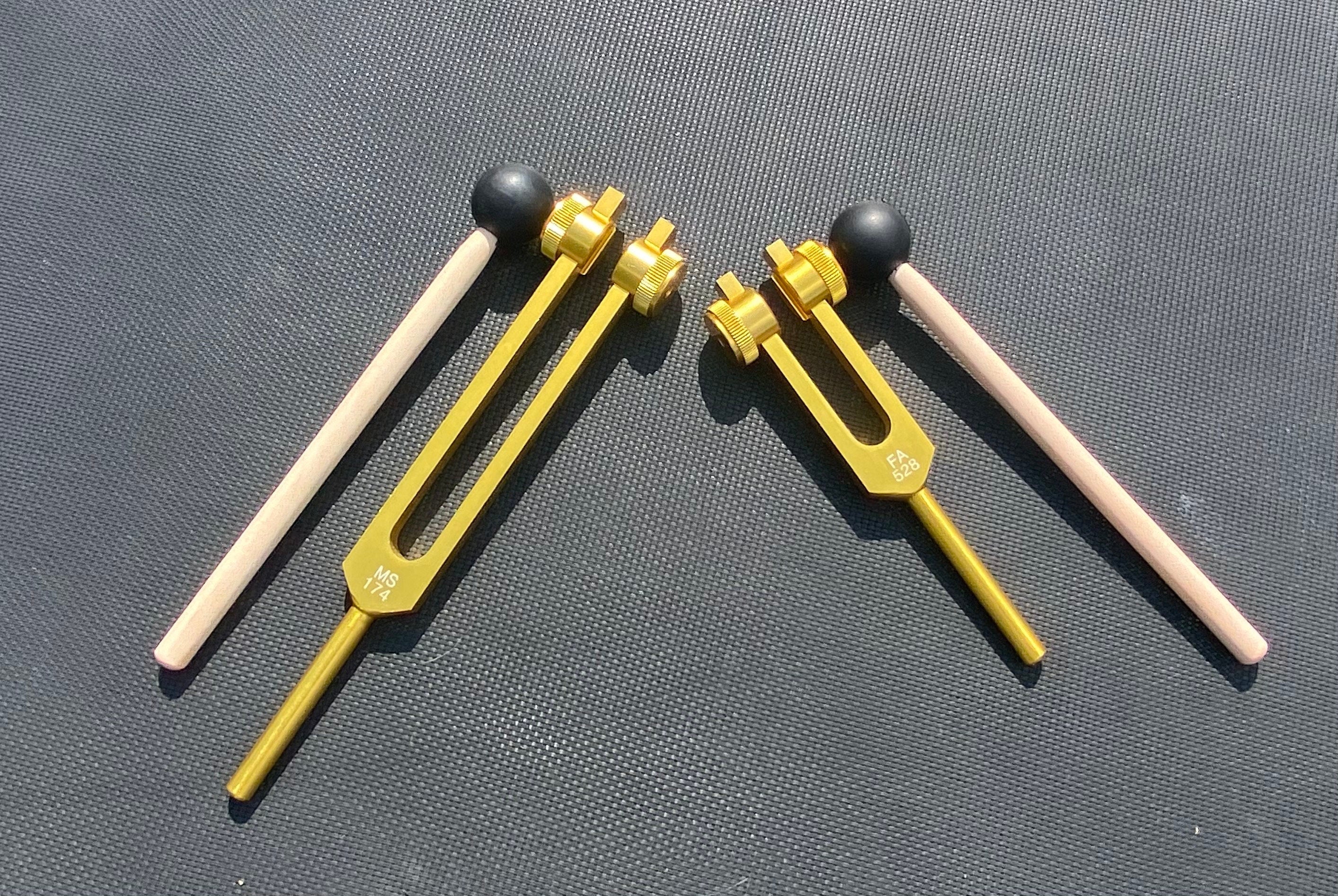 174 Hz & 528 Hz Gold Plated Solfeggio Tuning Forks Set with Crystal Handle - Best for Sound Healing, Meditation & Chakra Balancing - Professional Vibration Therapy Tools for Energy Workers