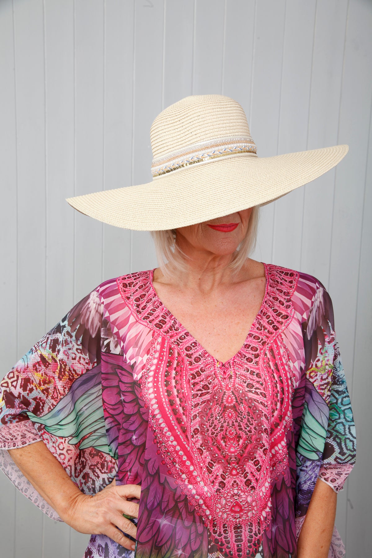Seaside Sparkle Beige Sun Hat for Women - Stylish Wide Brim Beach Hat for Summer Vacation, Outdoor Activities, and Poolside Relaxation