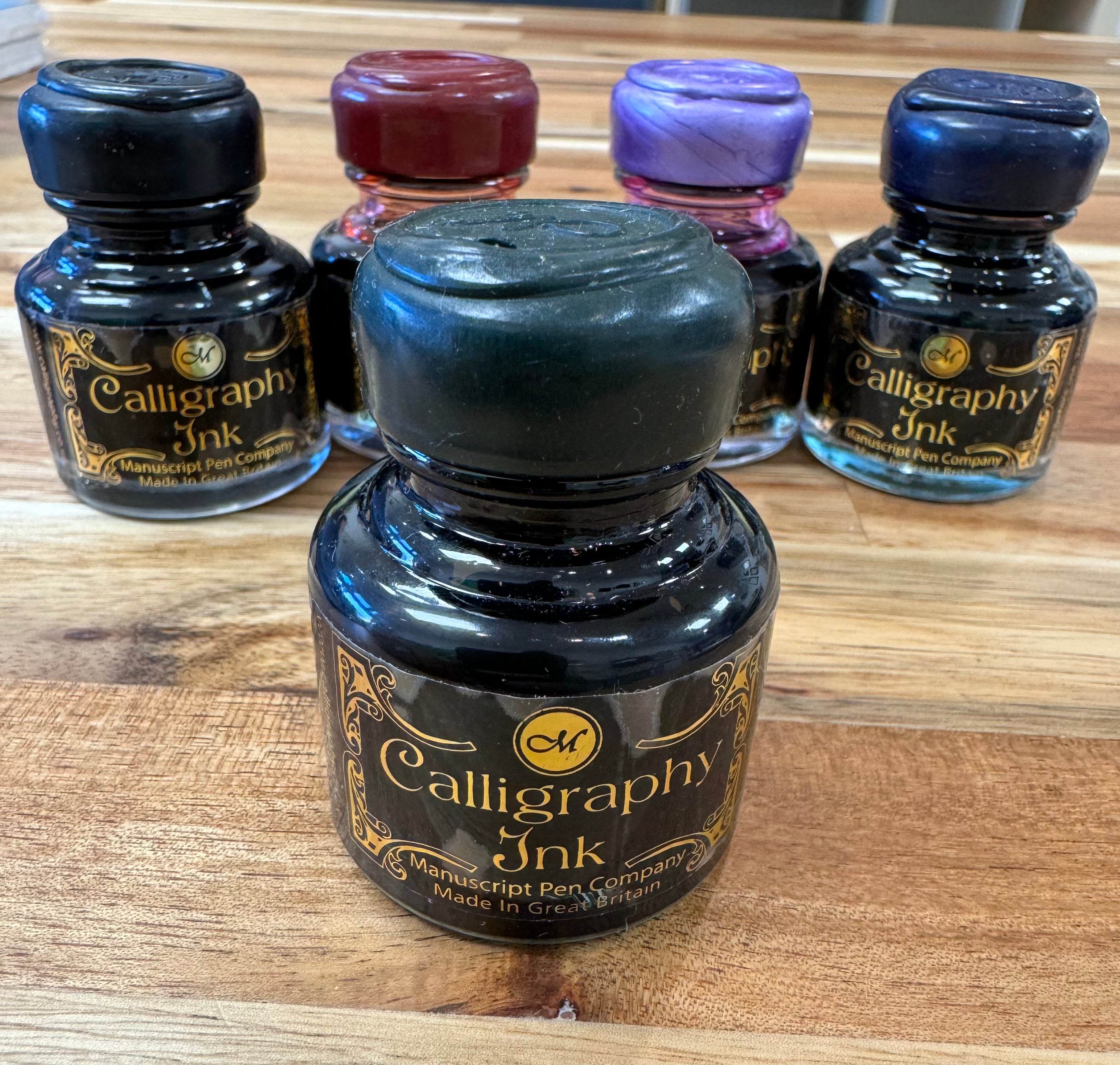Premium Manuscript Calligraphy Ink - 30ml Bottle for Dip Pens, Fountain Pens & Artistic Writing - Perfect for Wedding Invitations, Certificates & Hand Lettering Projects
