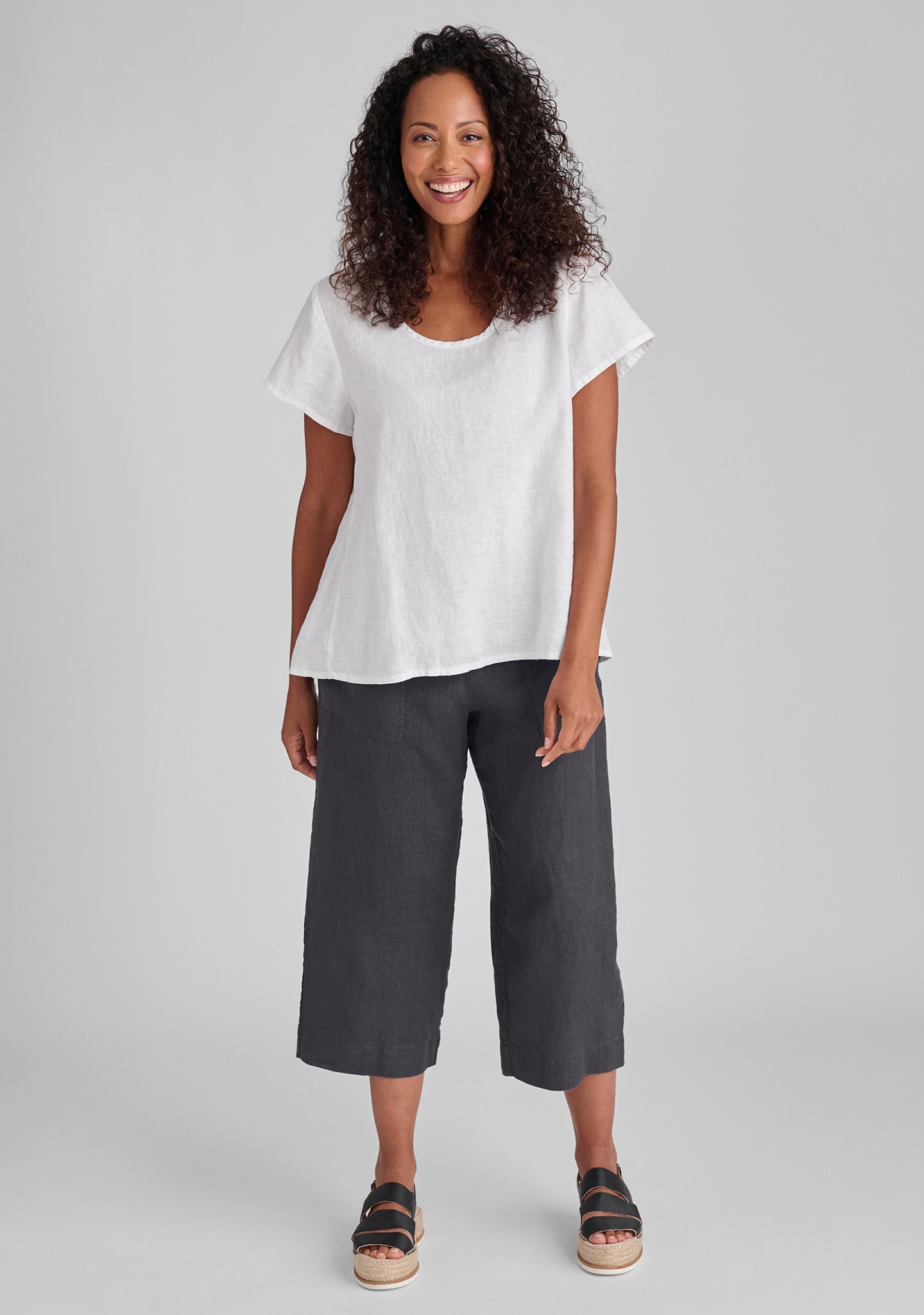 Lightweight Linen T-Shirt for Women & Men - Breathable & Comfortable Summer Tee for Casual Wear, Travel, and Outdoor Activities