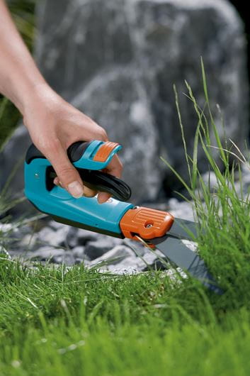 Gardena Rotatable Grass Shears with Comfortable Bow Handle - Precision Lawn Edging & Garden Trimming Tool for Perfect Landscaping