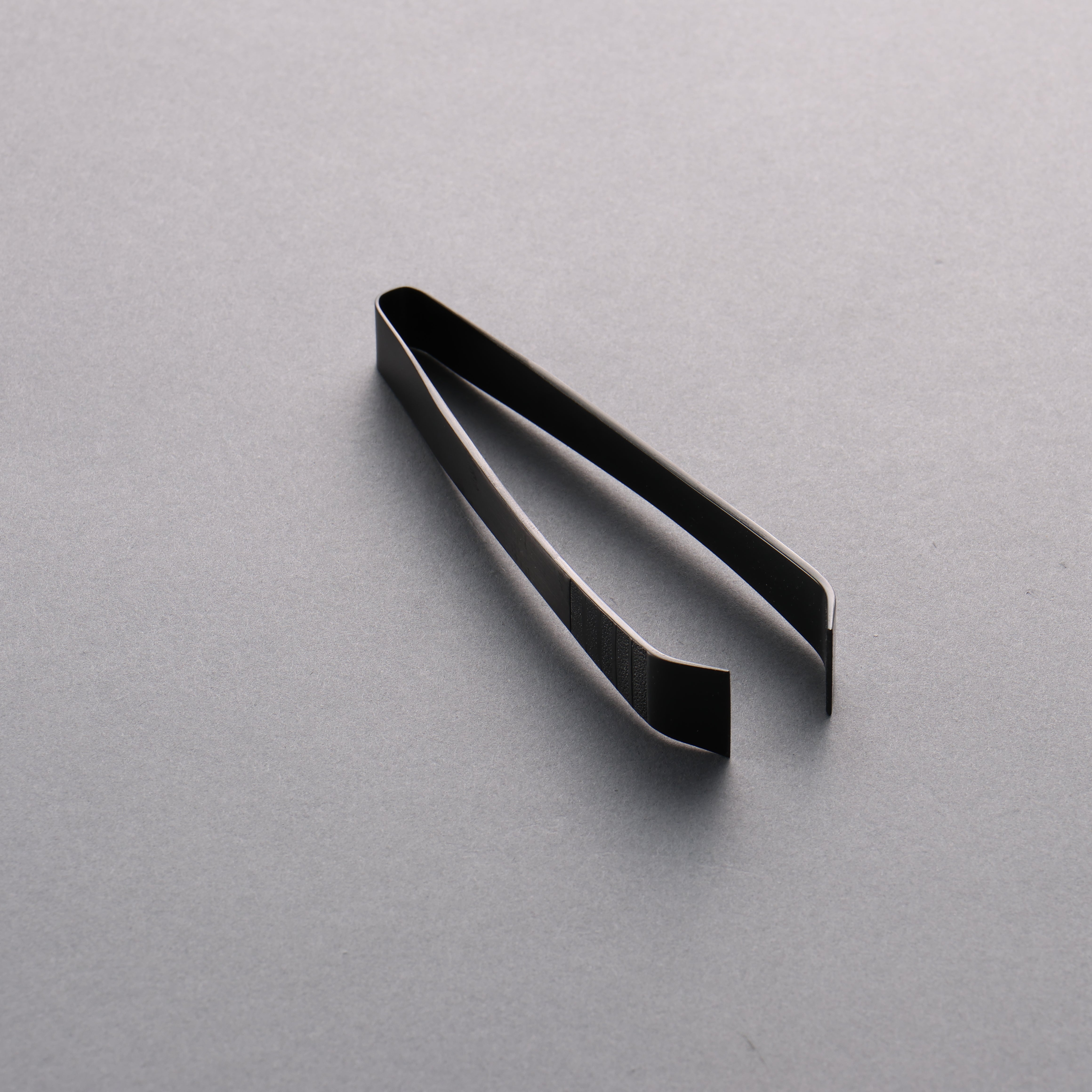 Premium Rounded Kanto-Style Black Oxidized Steel Fishbone Tweezers - 120mm Anti-Slip Grip for Precision Work, Sushi Making, Jewelry Crafting & Eyebrow Shaping