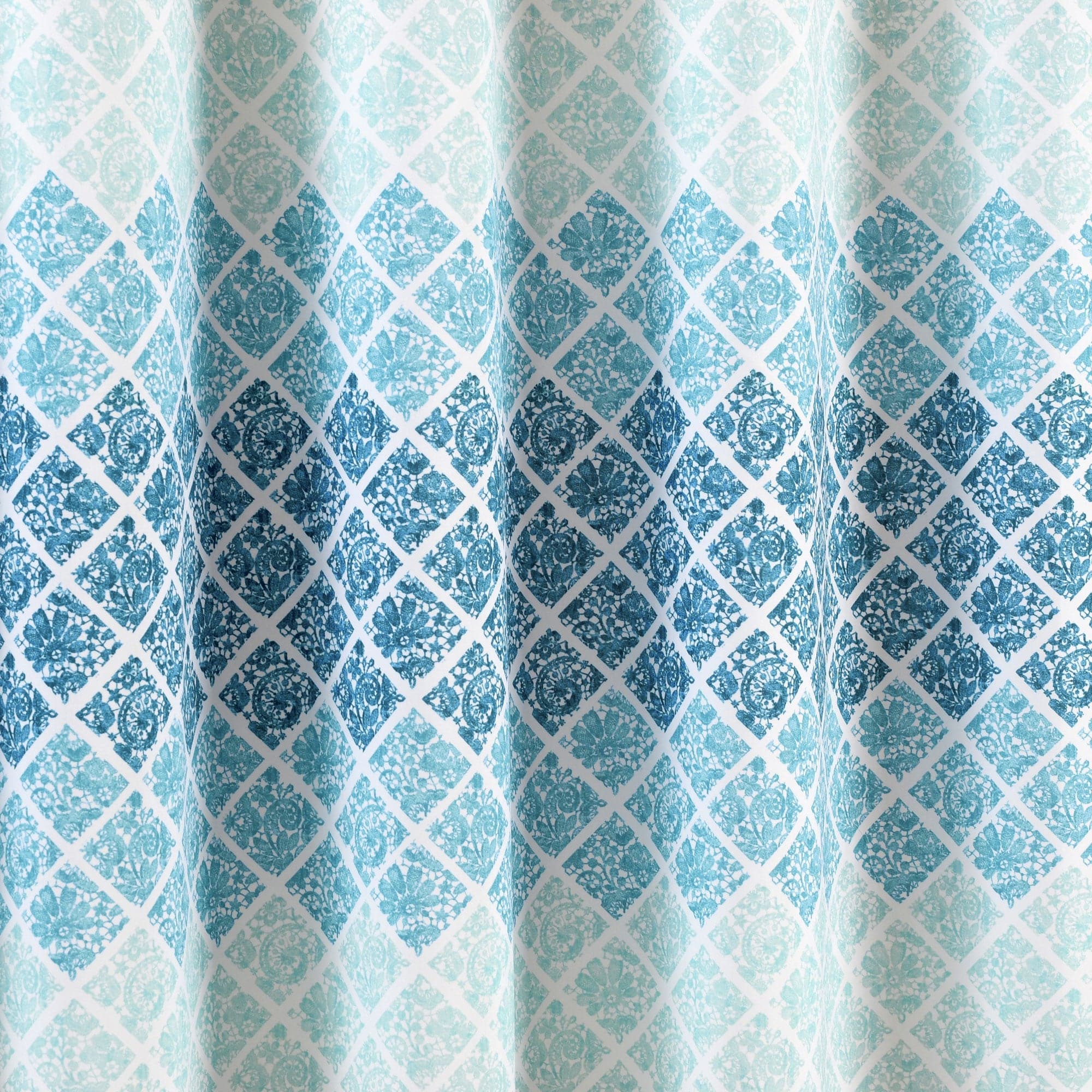 Stylish Medallion Ombre Shower Curtain - Waterproof Bathroom Decor for Modern Homes | Perfect for Bathroom, Guest Bath & Dorm Decor