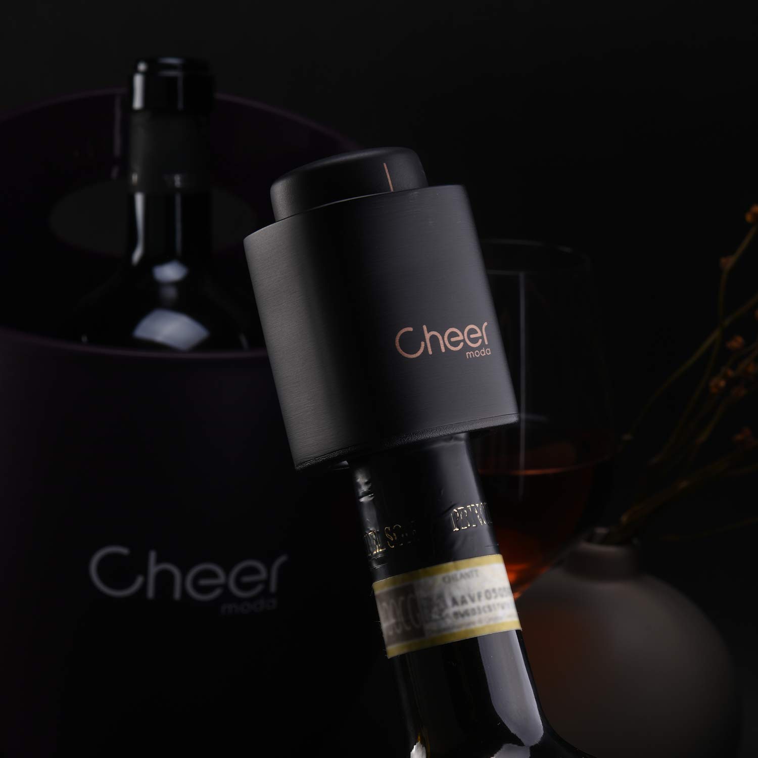 Wine Vacuum Sealer No. 3 | ABS Vacuum Wine Bottle Stoppers for Wine Preservation | Black (7717-W401-032) | Perfect for Red Wine, White Wine & Champagne Storage