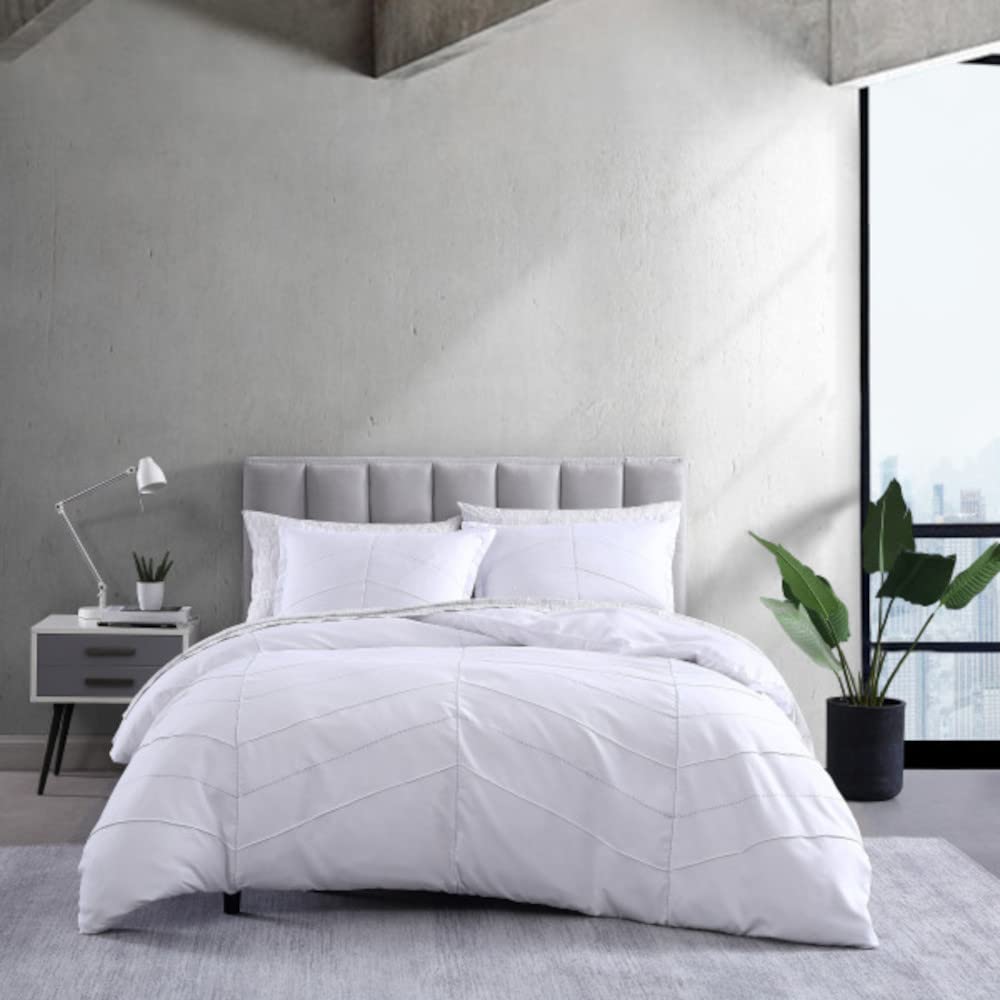 City Scene Courtney Comforter Set King Size White - Luxury Bedding for Master Bedroom & Guest Room Decor