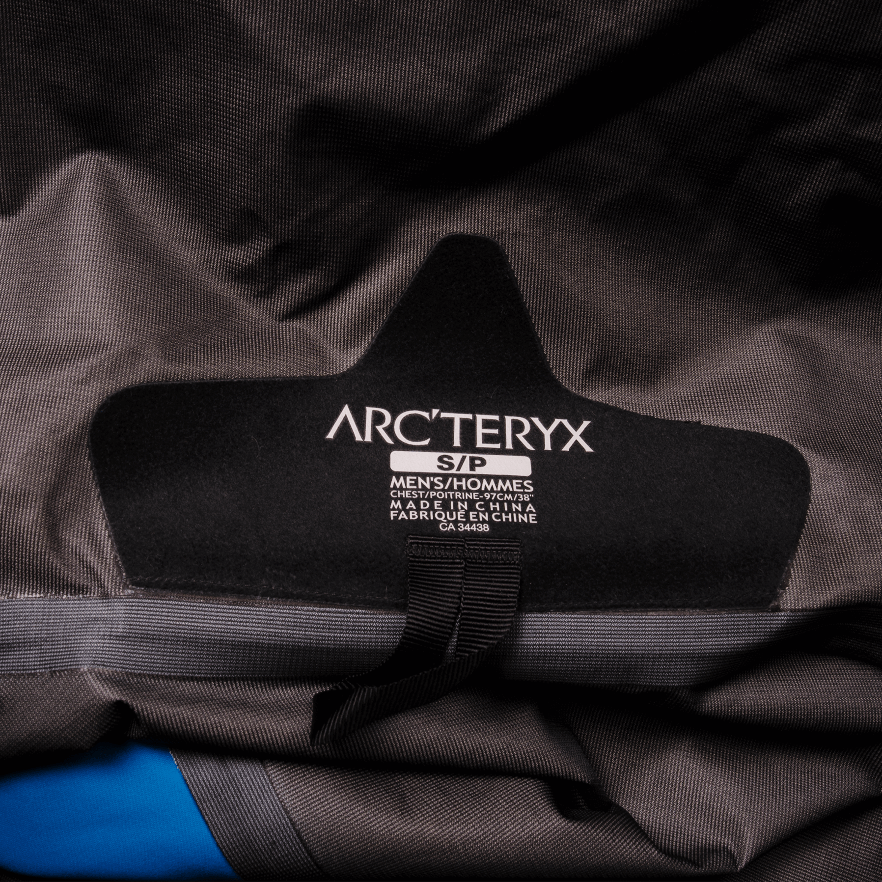 Arcteryx Rush Jacket - Men's Waterproof Ski & Snowboard Shell - Small Size - Perfect for Backcountry Skiing & Winter Adventures